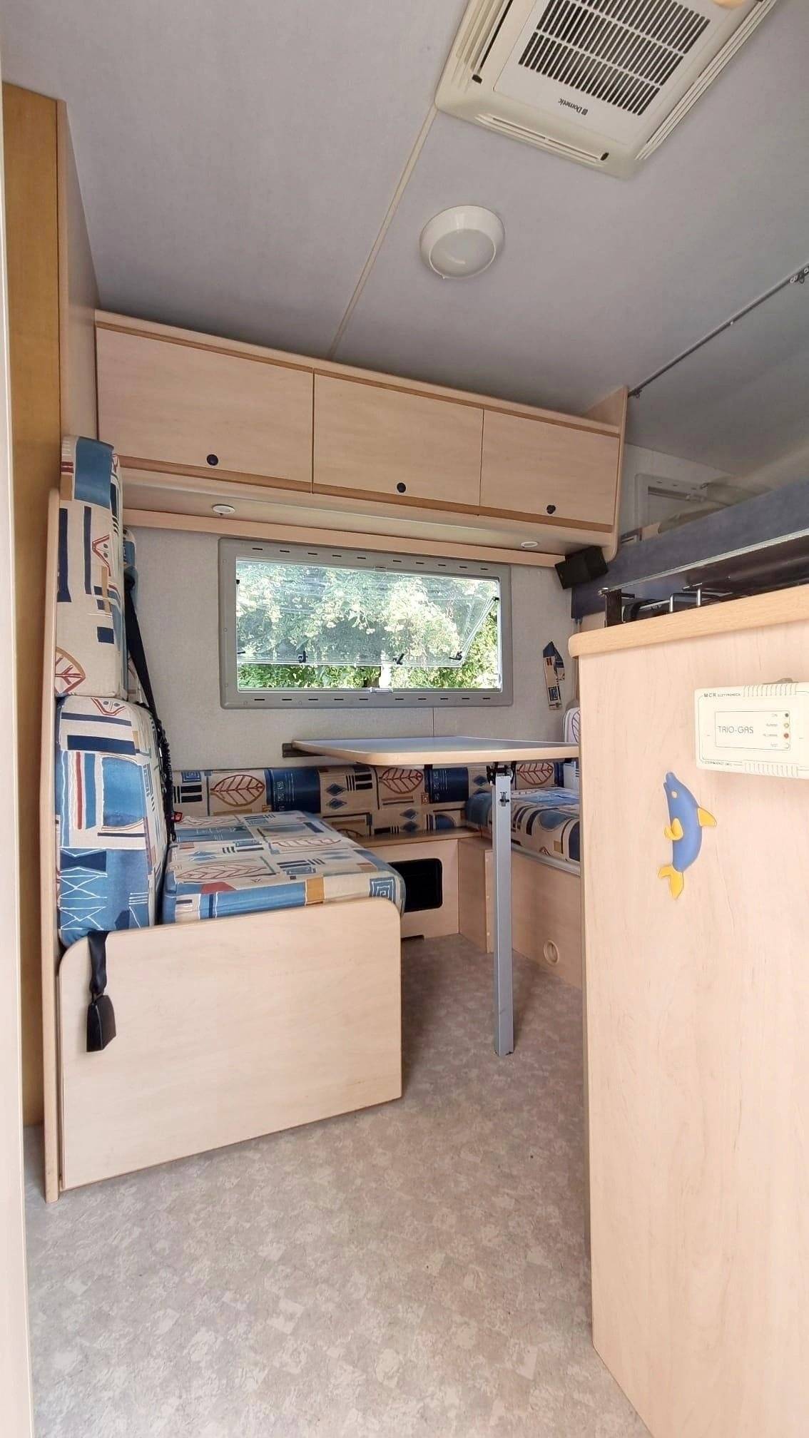 Dinette Fiat ducato 2,8 htdi - Yescapa