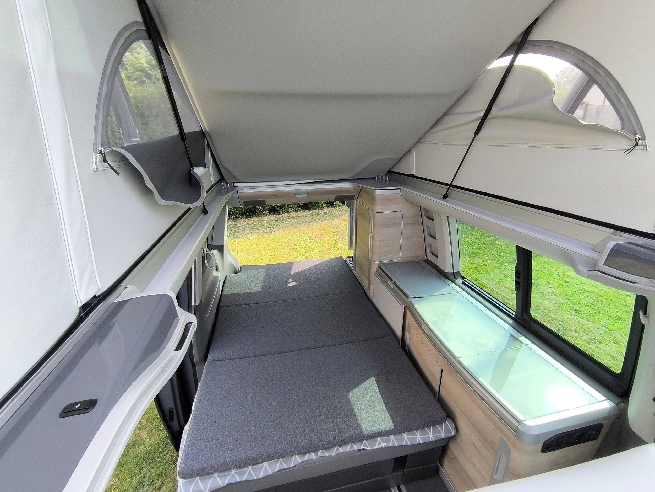 Volkswagen T6.1 California Edition