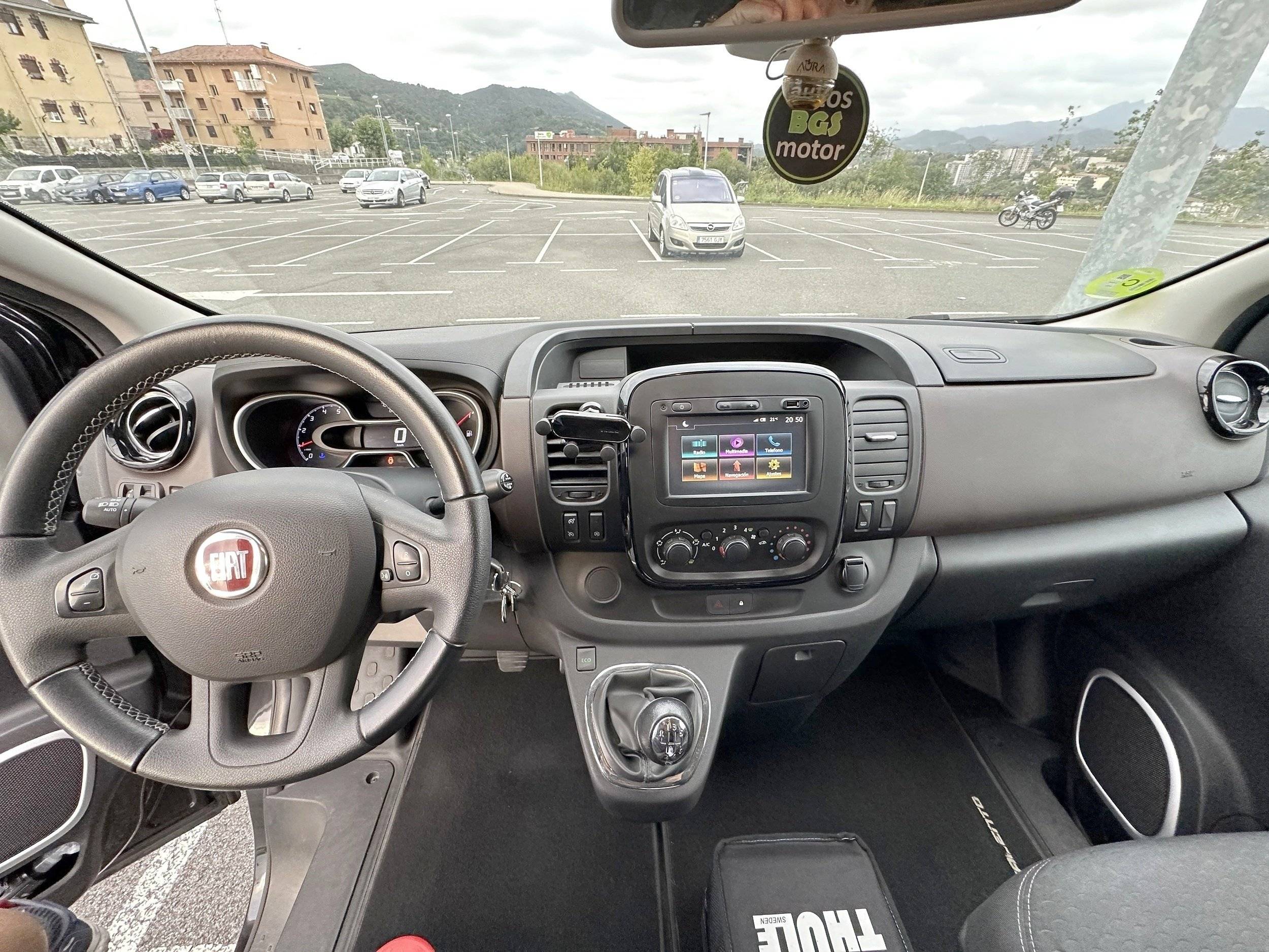 Driver's compartment Fiat Talento 1,6 l 145 ch - Yescapa