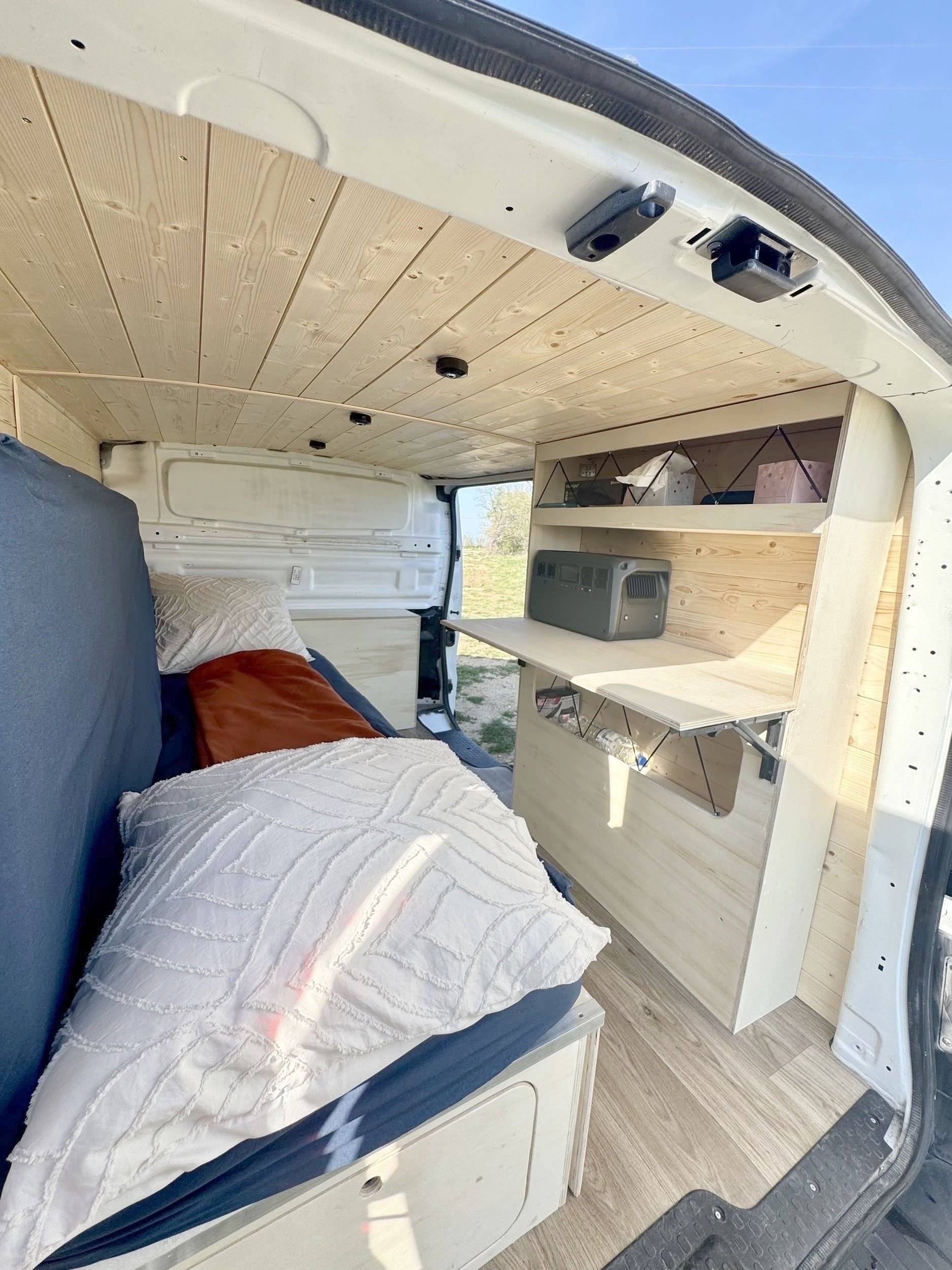 Berth Renault 2,0 l dCi 115 ch - Yescapa