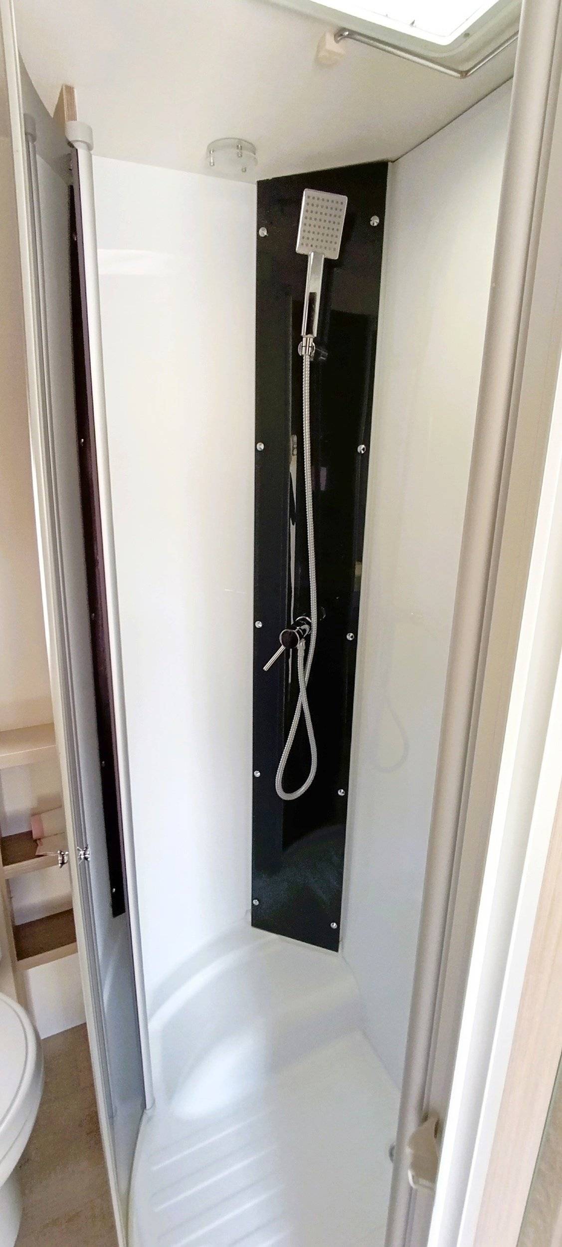 Challenger Challenger C256 VIP