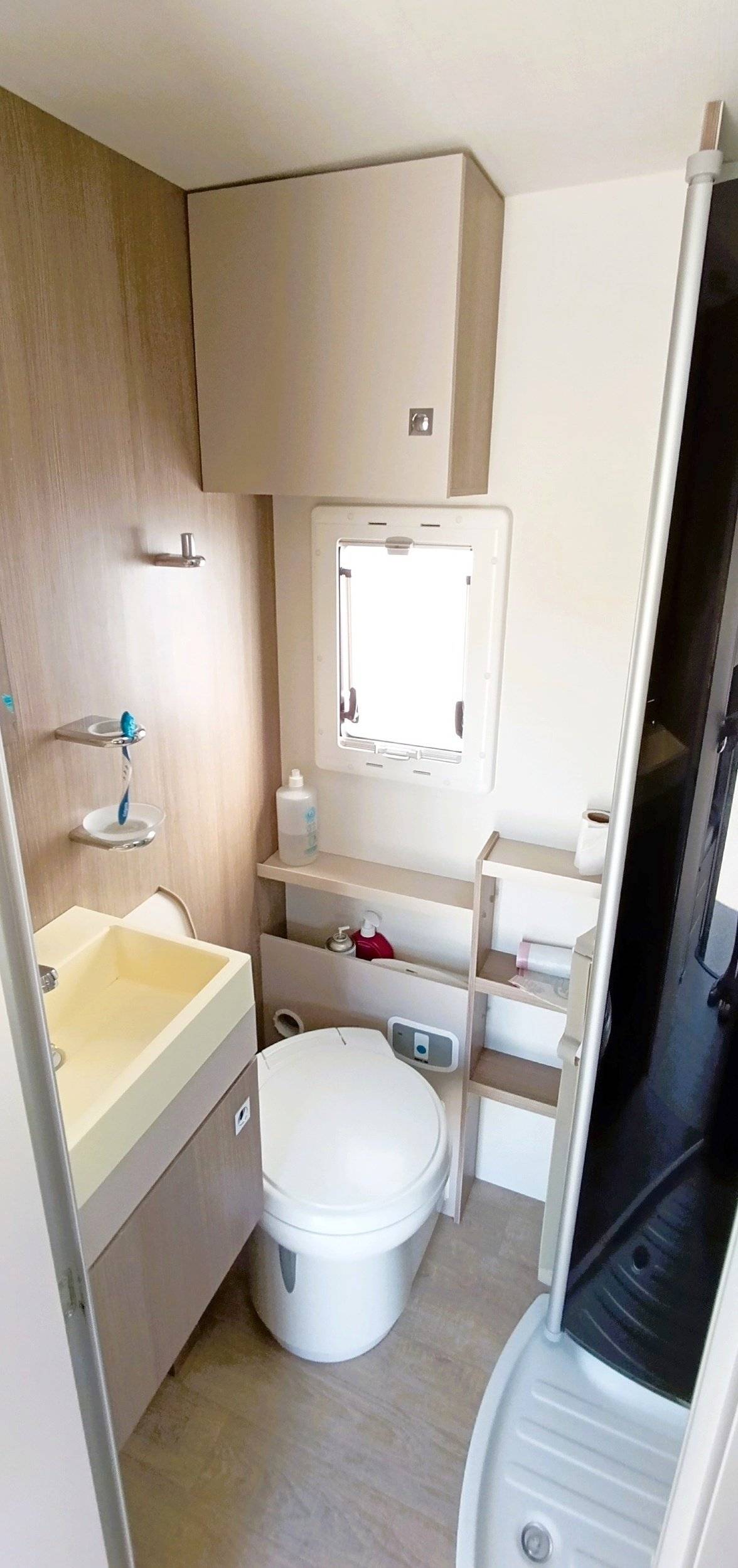 Challenger Challenger C256 VIP