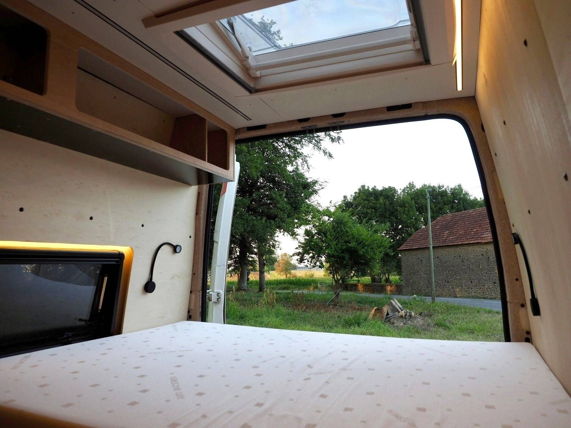 Front view from 3/4 Ford Transit - Yescapa