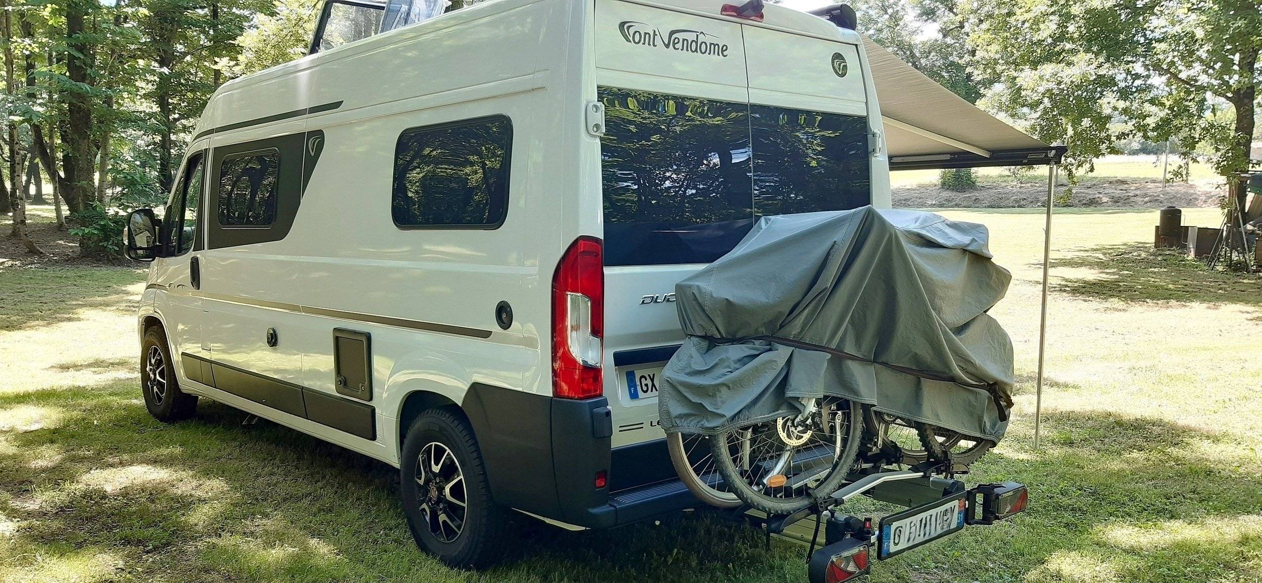 Font Vendôme font vendôme leader camp