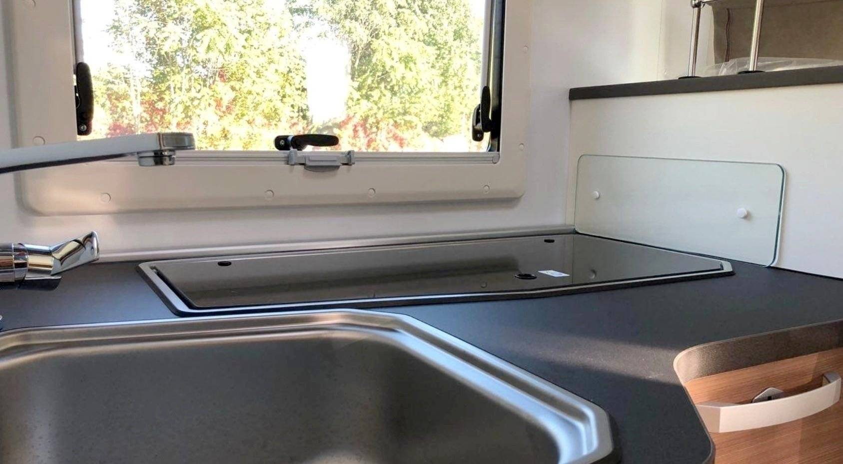 Adria Adria Matrix Axess 670 SL