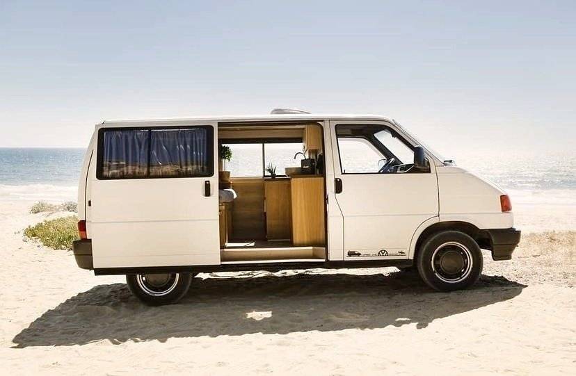 Volkswagen Transporter T4 2.4D