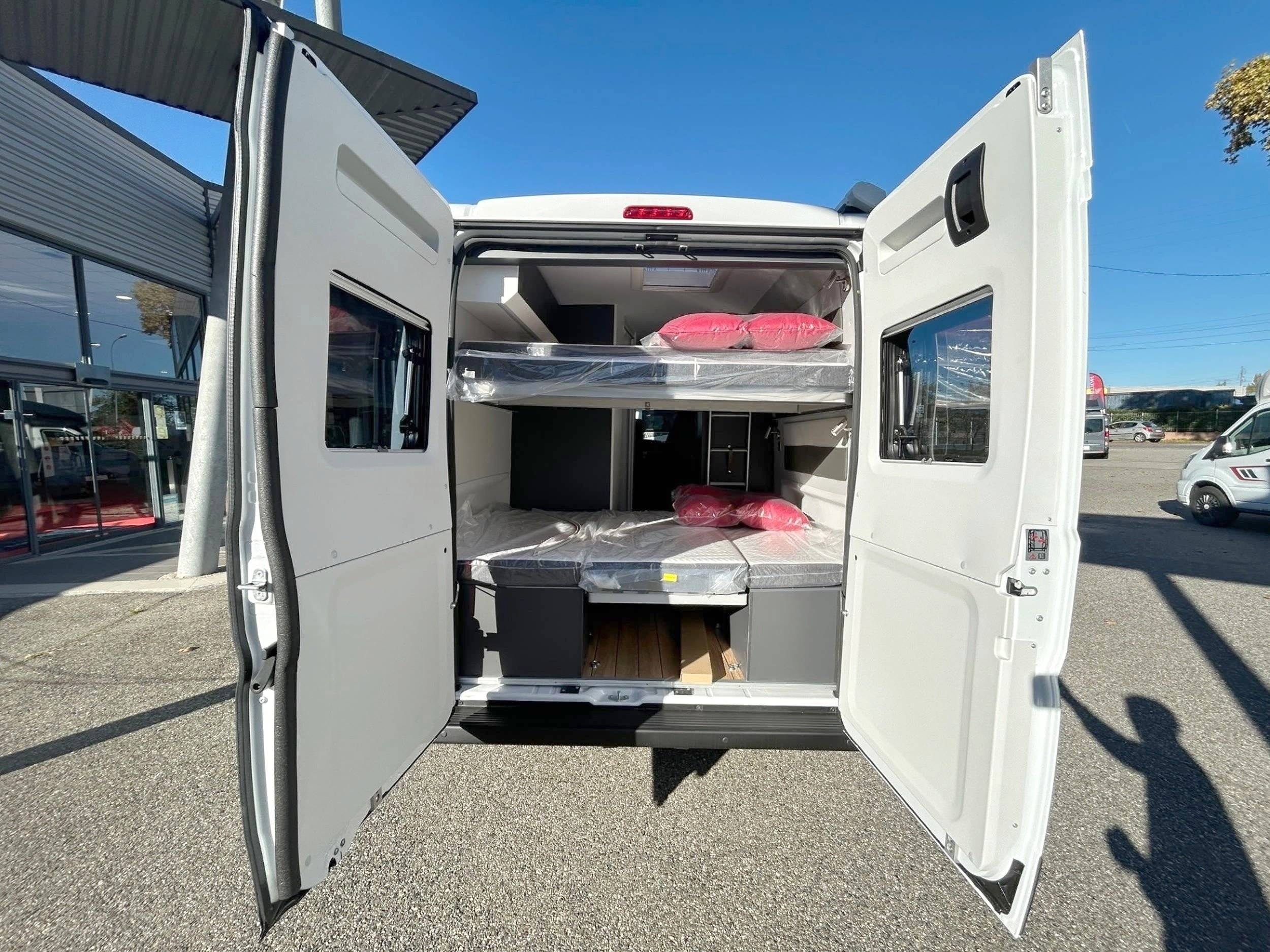 Berth Citroën 2.2L 140CV - Yescapa