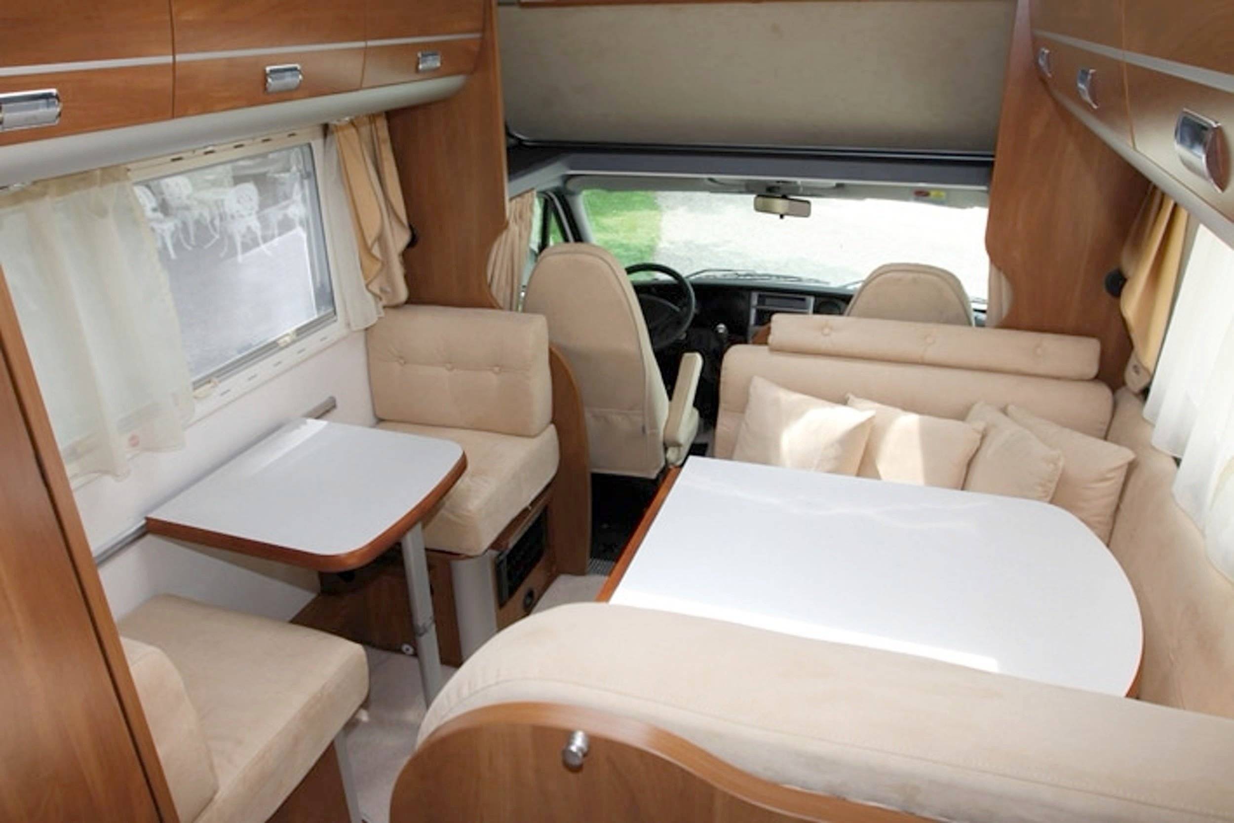 Menjador Iveco Daily 3,0 l 176 ch - Yescapa