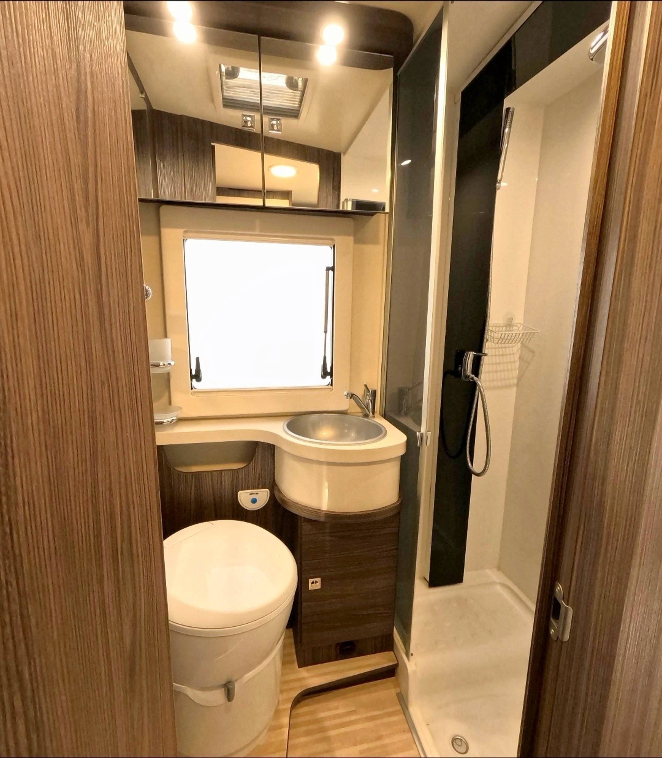 Benimar Tessoro 440 up