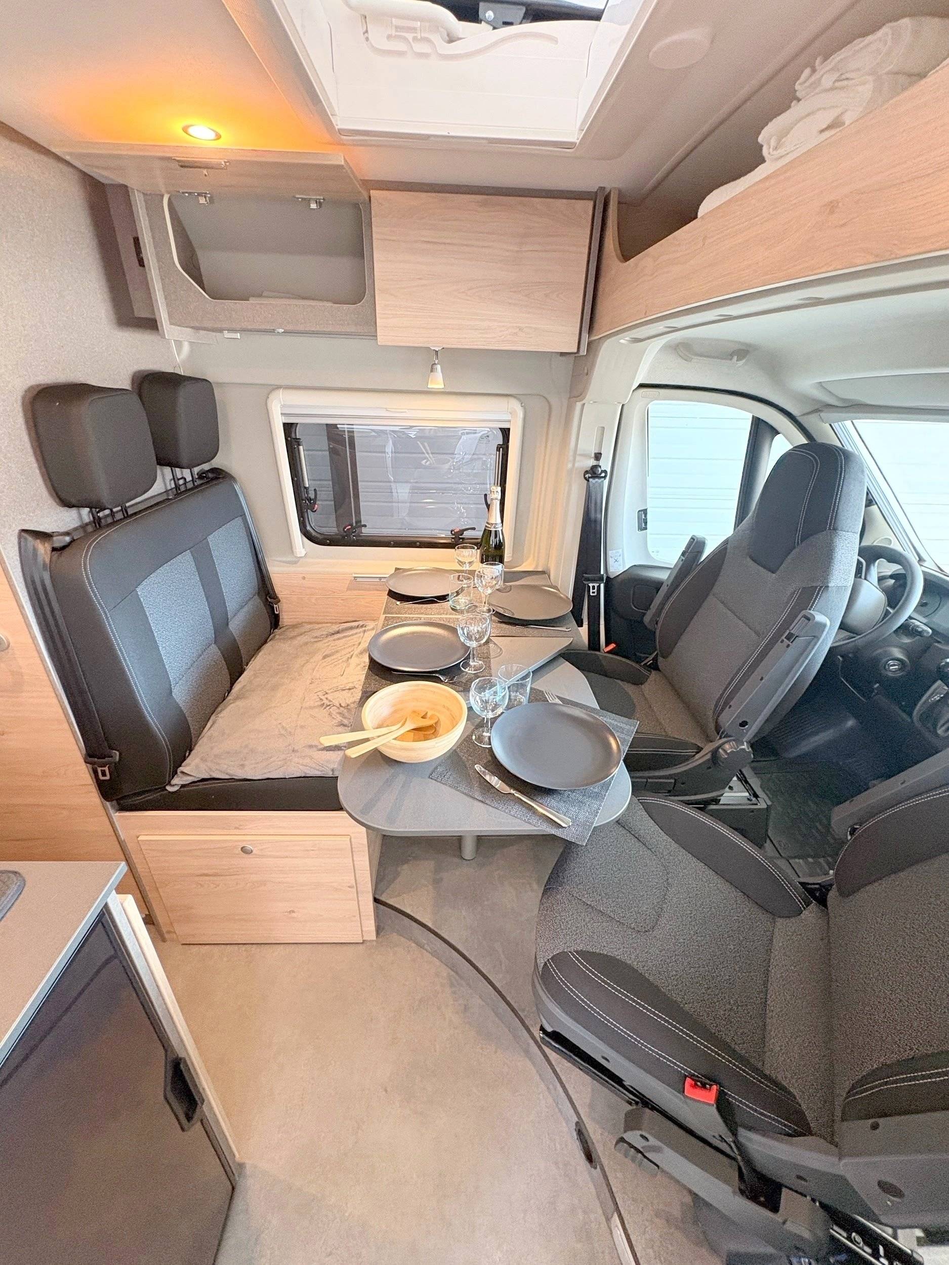 Comedor Citroën - Yescapa