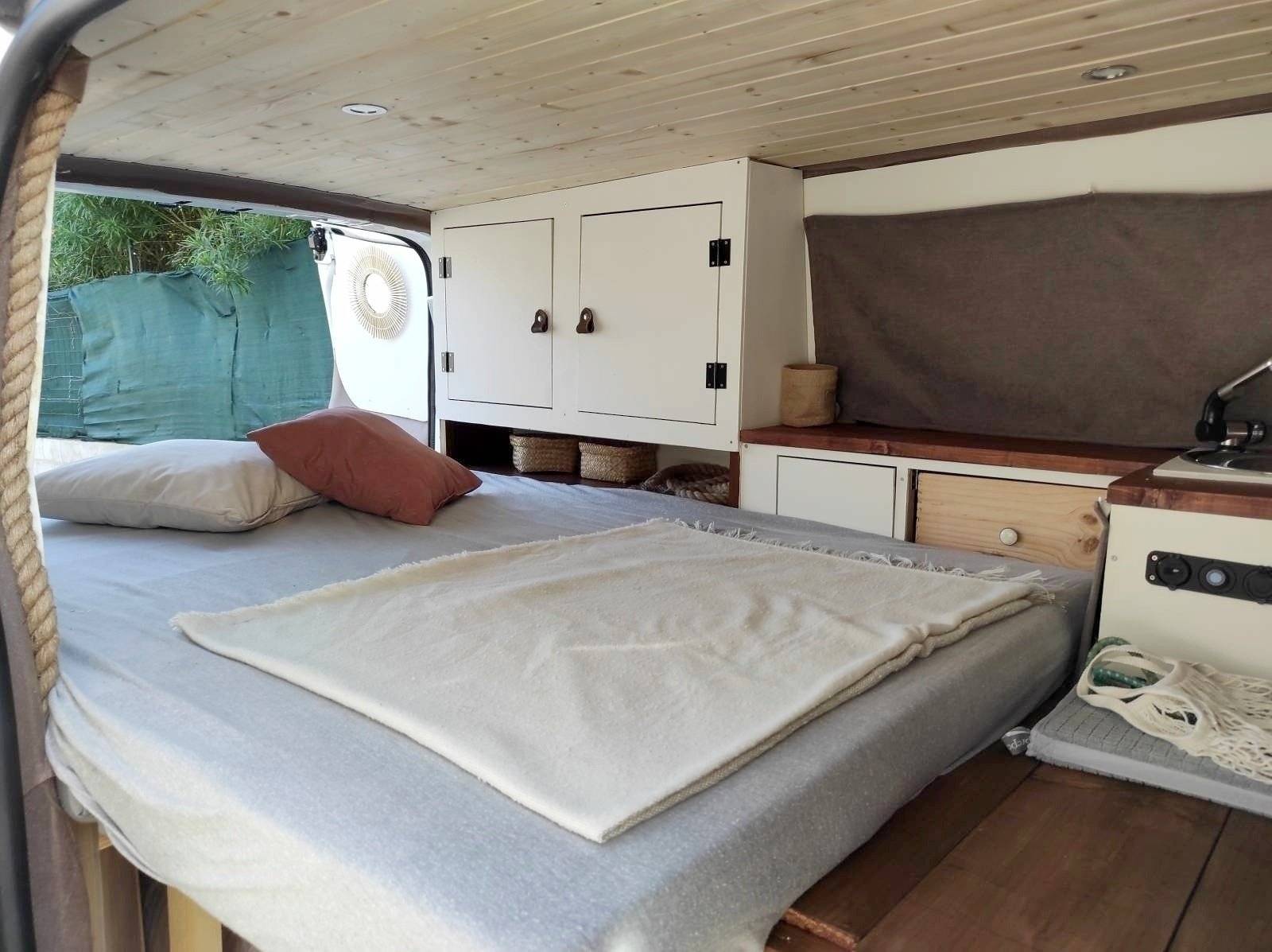 Ci Vivaro H1L2 1,6 l 120 ch