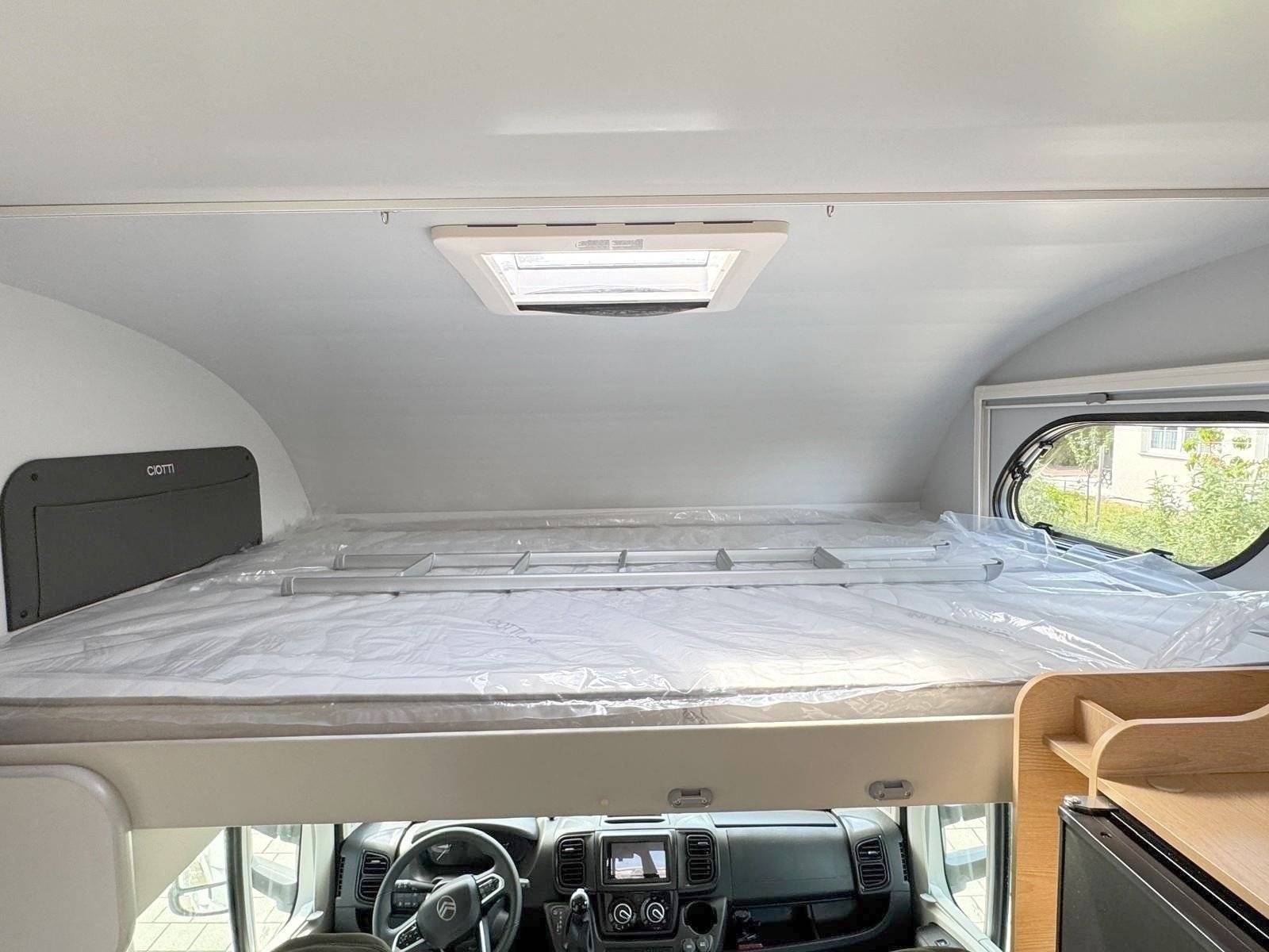Plazas en cama Citroën 2.2 hdi plus 140hp - Yescapa