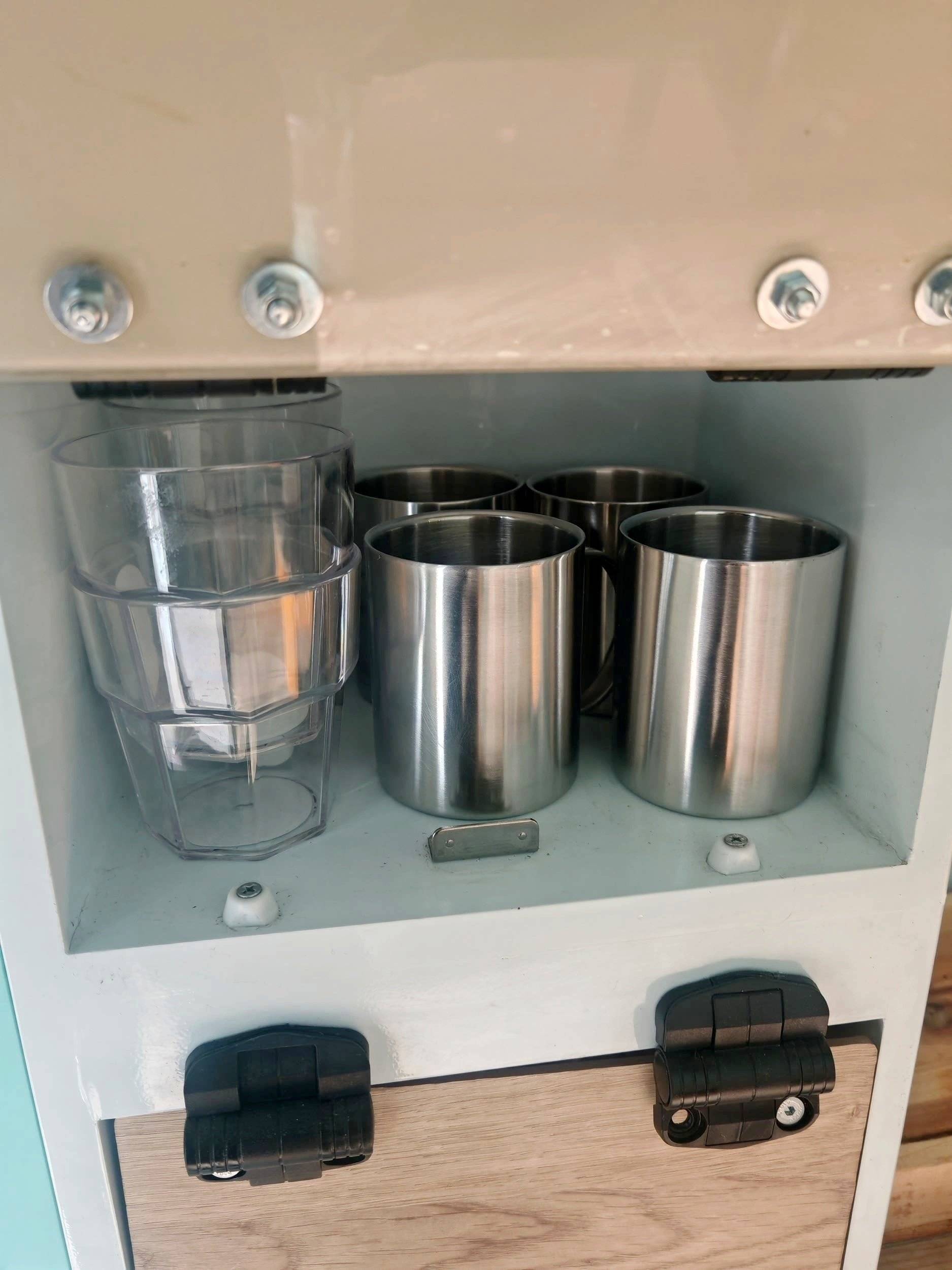 Coin repas Mercedes sprinter - Yescapa