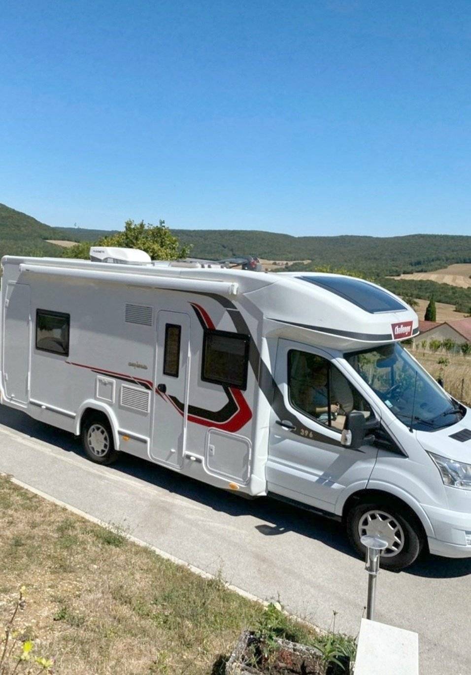 Challenger Transit 2,0 l 170 ch