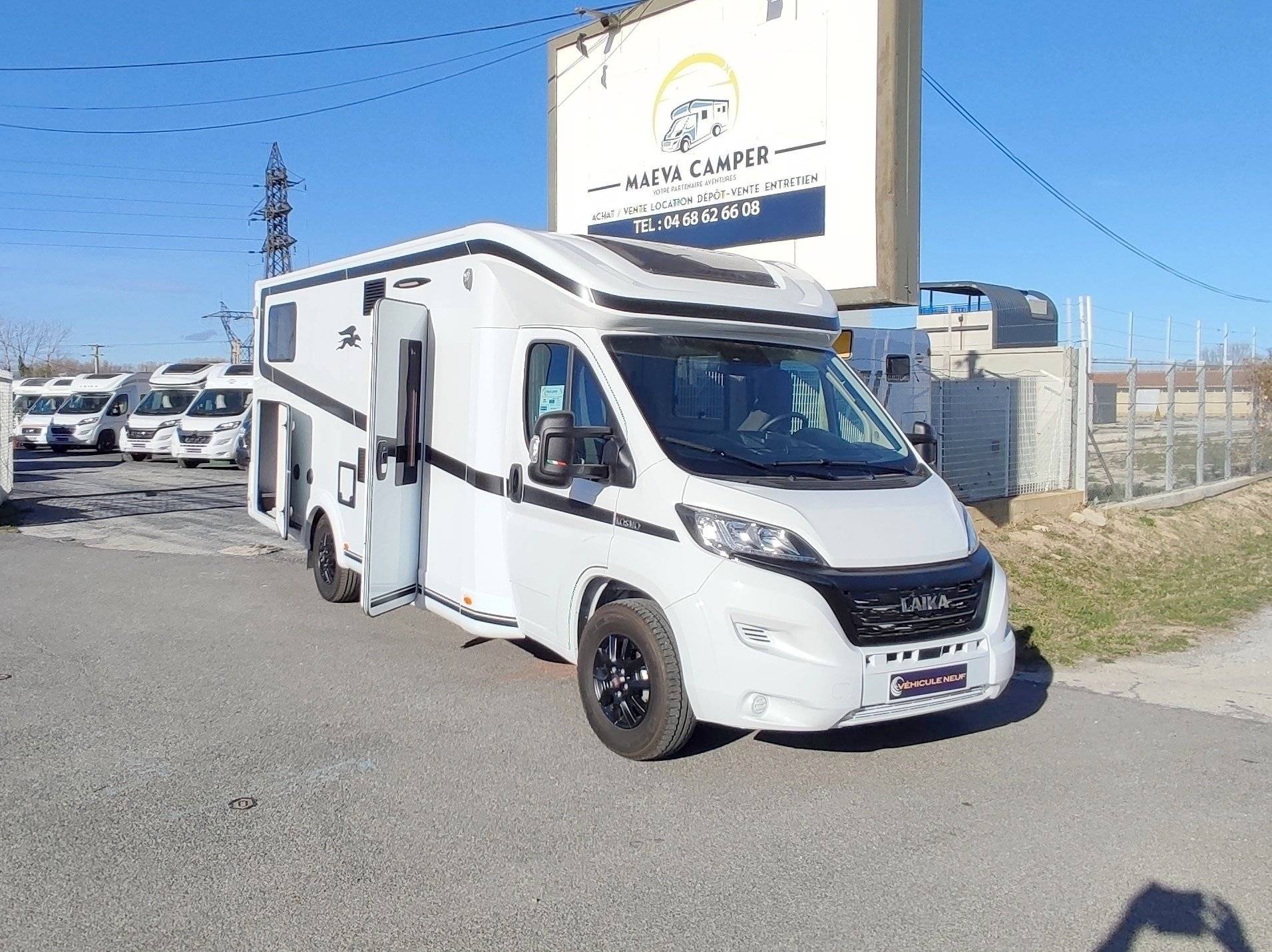 schräge Vorderansicht Fiat Ducato 2.2L MTJ 140 CH - Yescapa