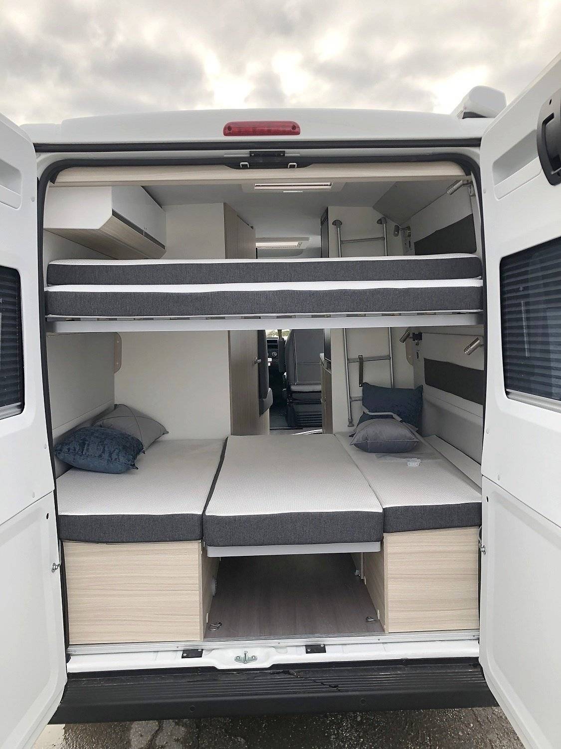 Adria Adria Twin PLUS 600 SPB Family