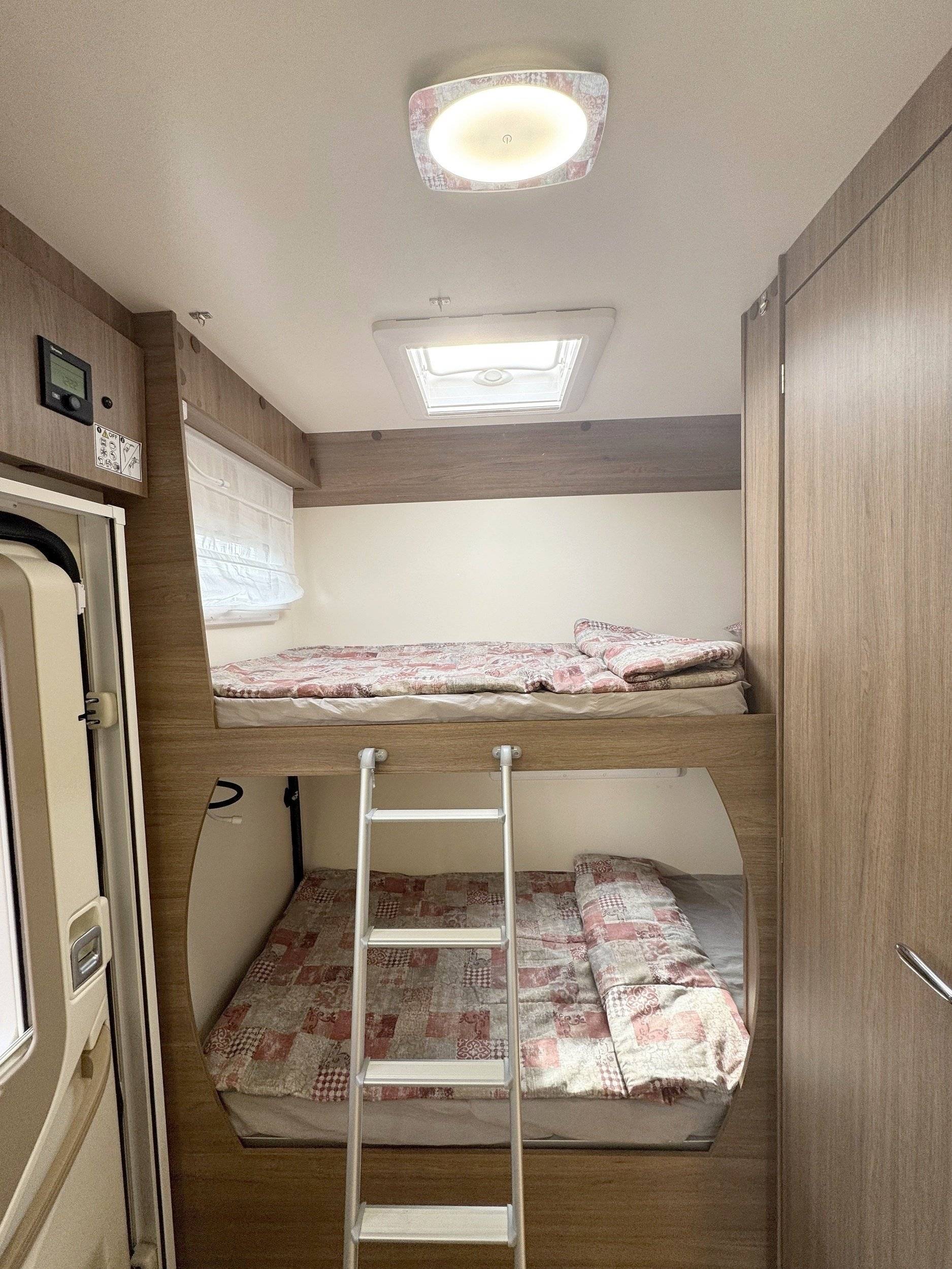 Schlafplätze Fiat Ducato - Yescapa