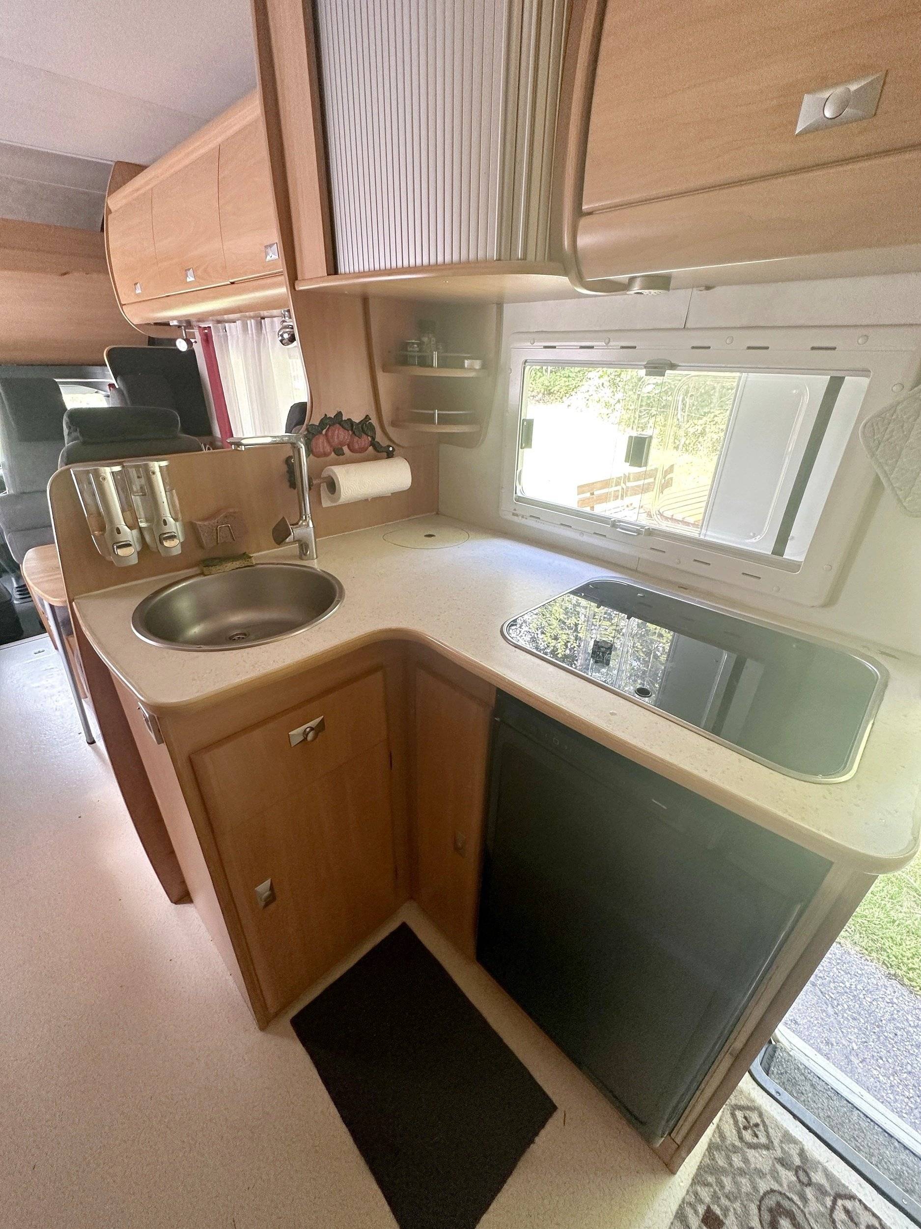 Challenger Transit 2,5 l TDCi 140 ch.