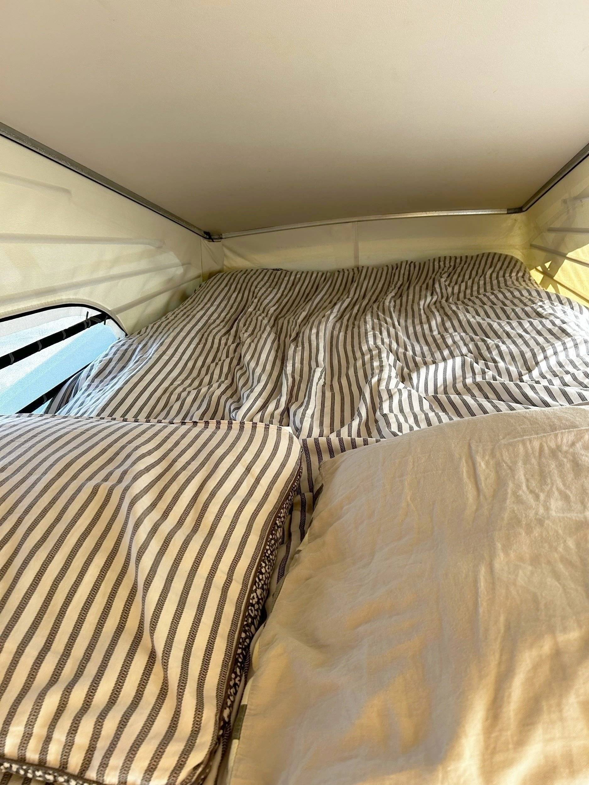 Couchages Mercedes V 220 CDI - Yescapa
