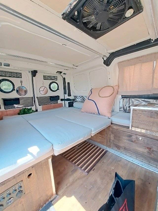 Couchages Ford Ford Transit Custom - Yescapa