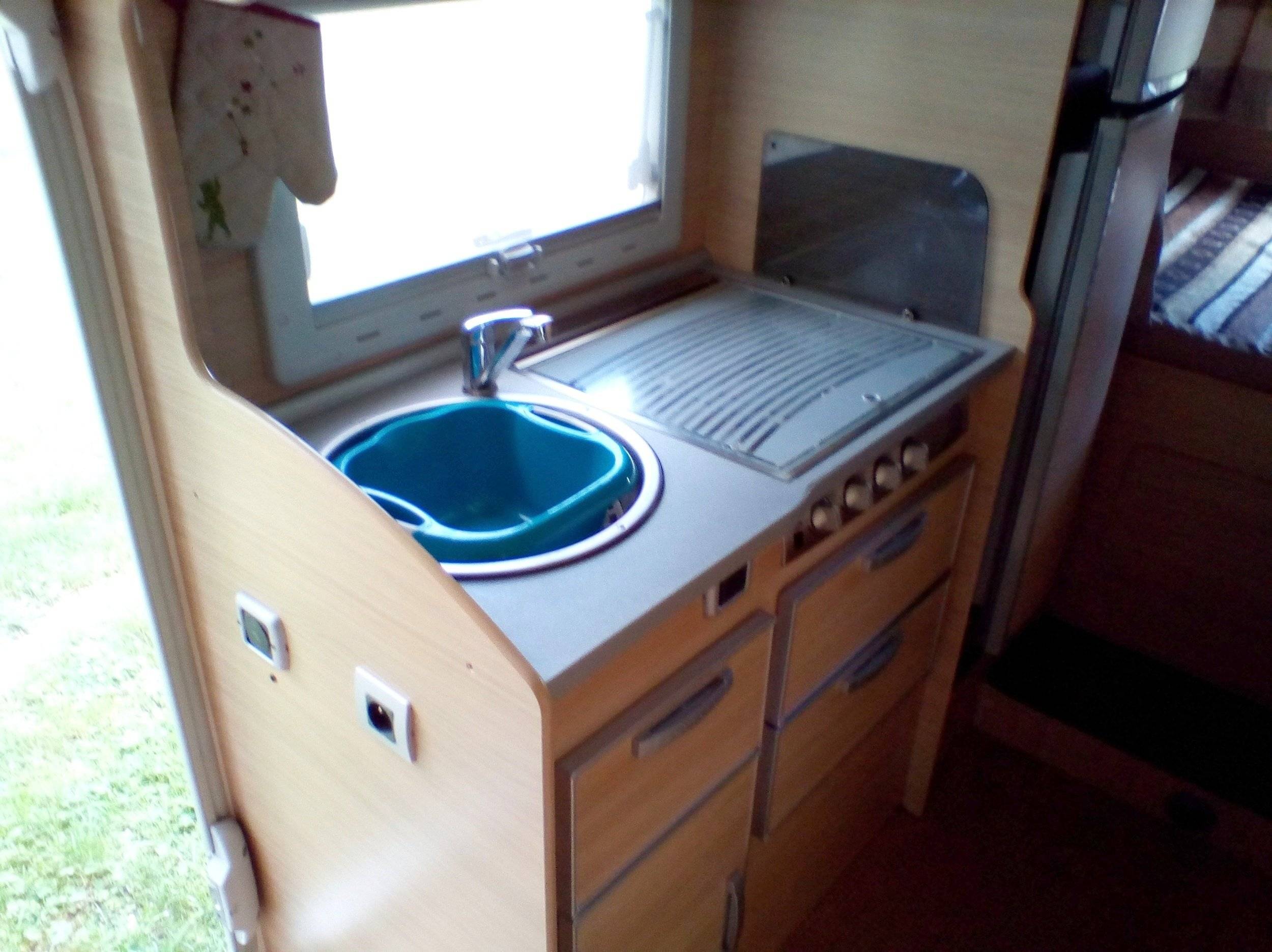 Roller Team riviera Master 3,0 l. dCi 140 ch.