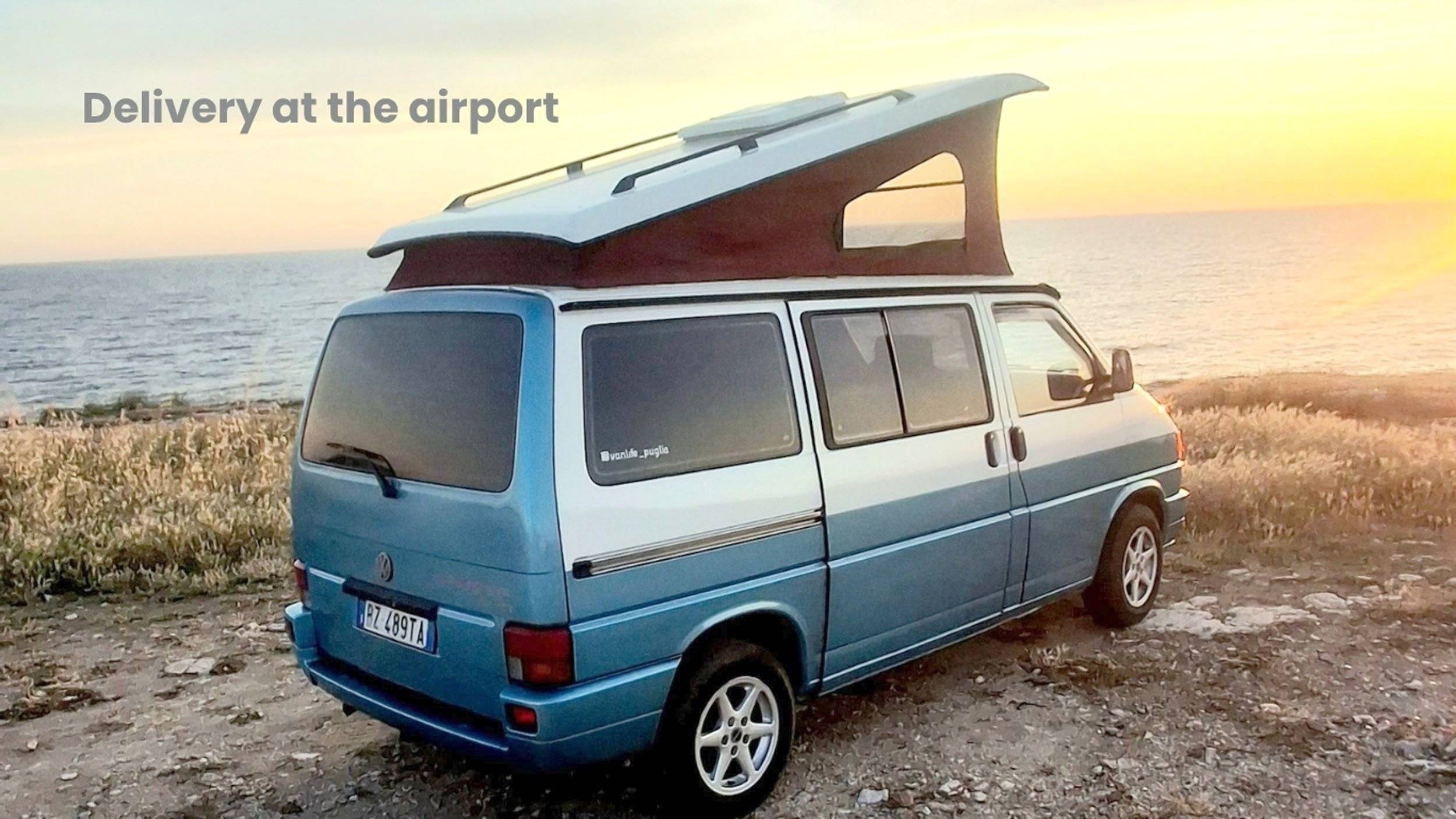 Vista de 3/4 Volkswagen VOLKSWAGEN CALIFORNIA - Yescapa