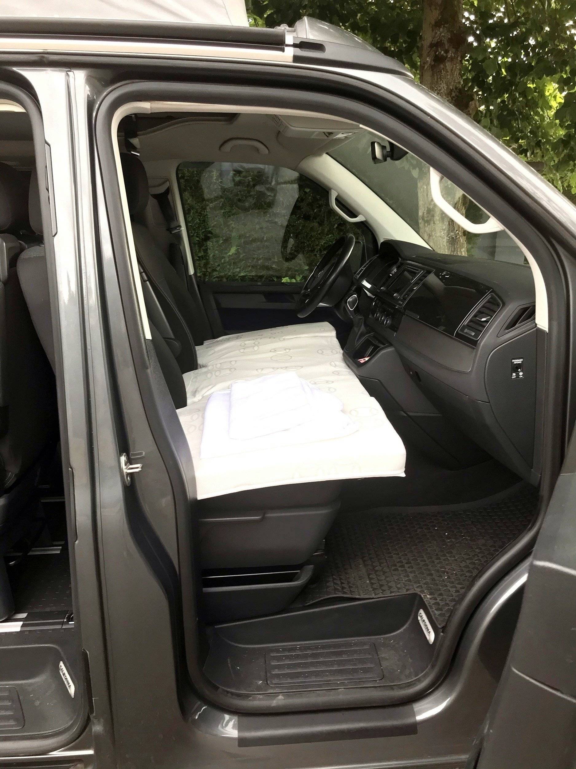 Volkswagen California Beach T6