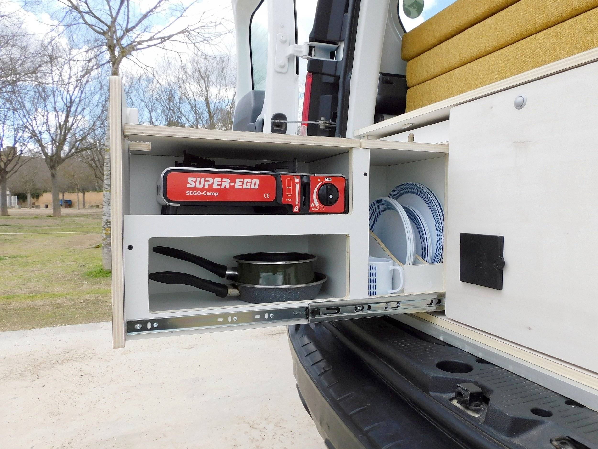 GASENI CAMPERVAN CAMPER- LEO