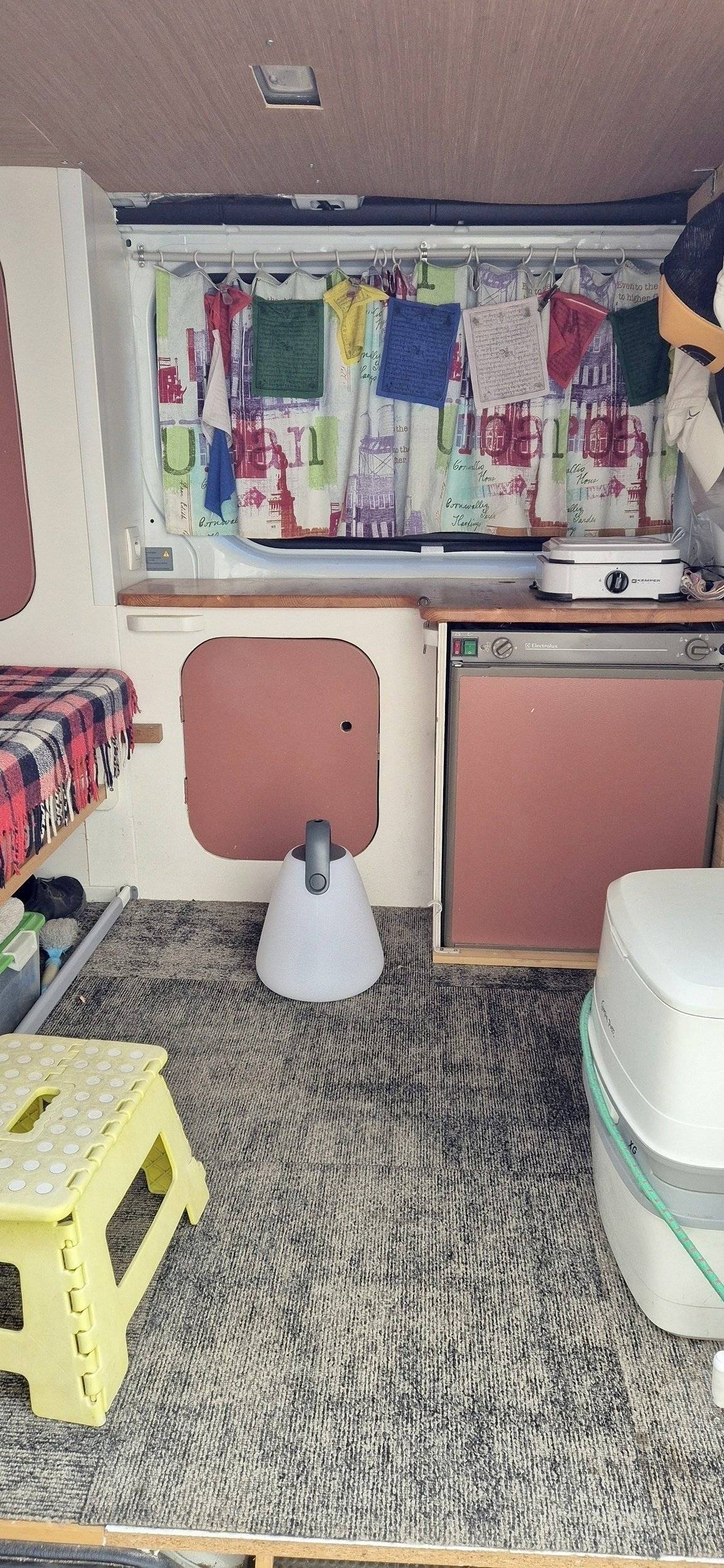 Kitchenette Nissan - Yescapa