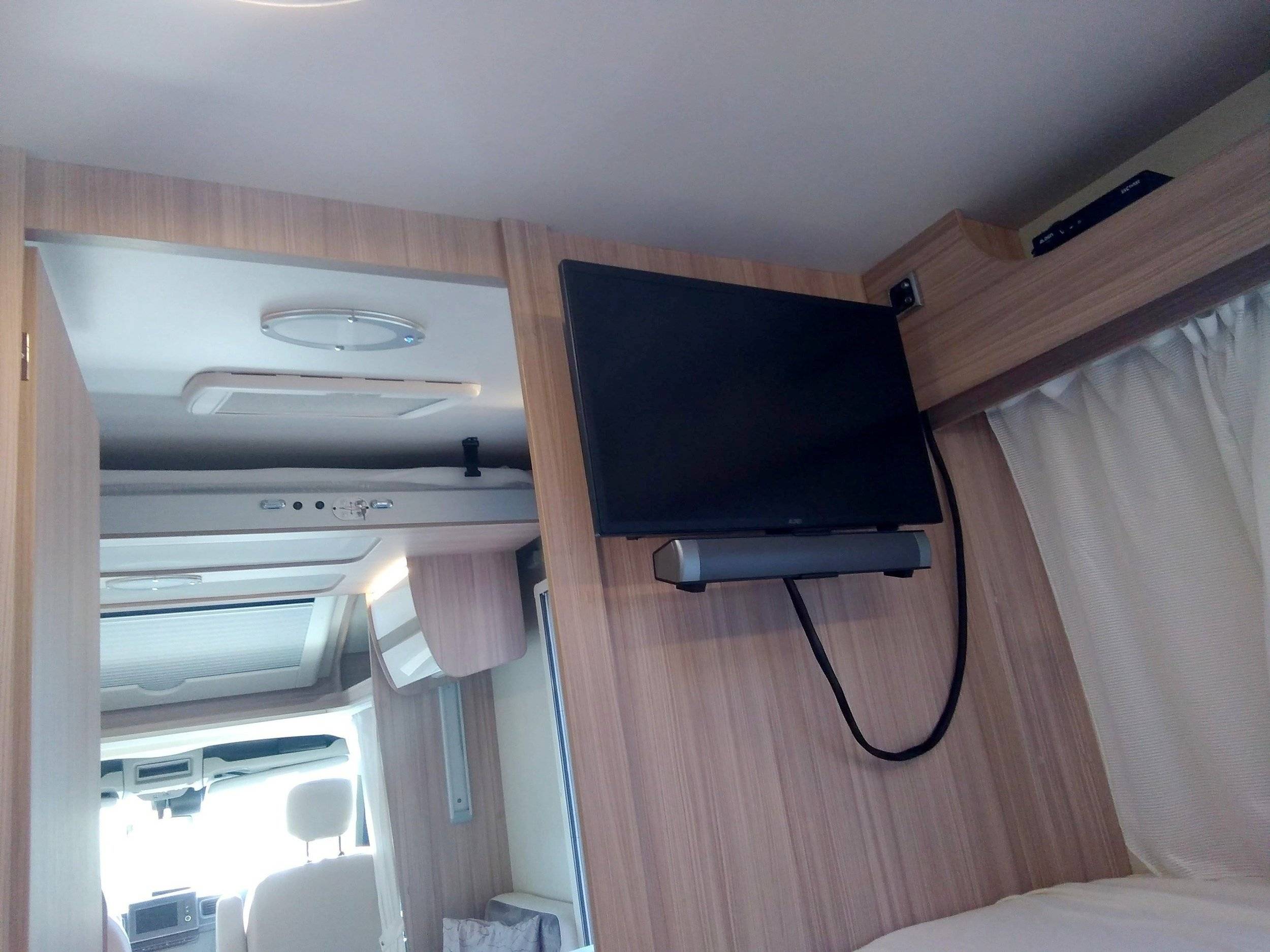 Ahorn 690 T Nee Face Edition