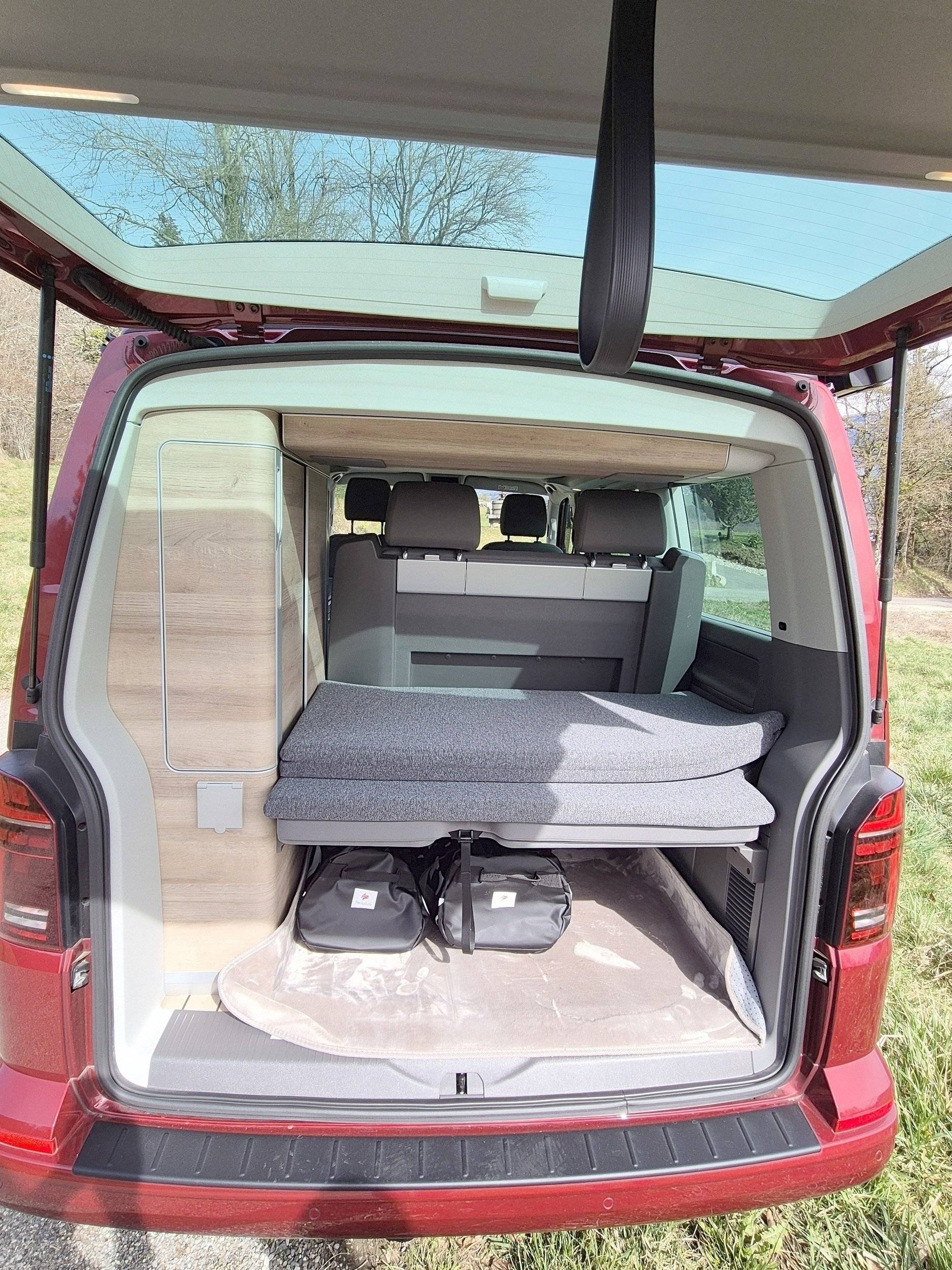 Letti Volkswagen VOLKSWAGEN CALIFORNIA - Yescapa