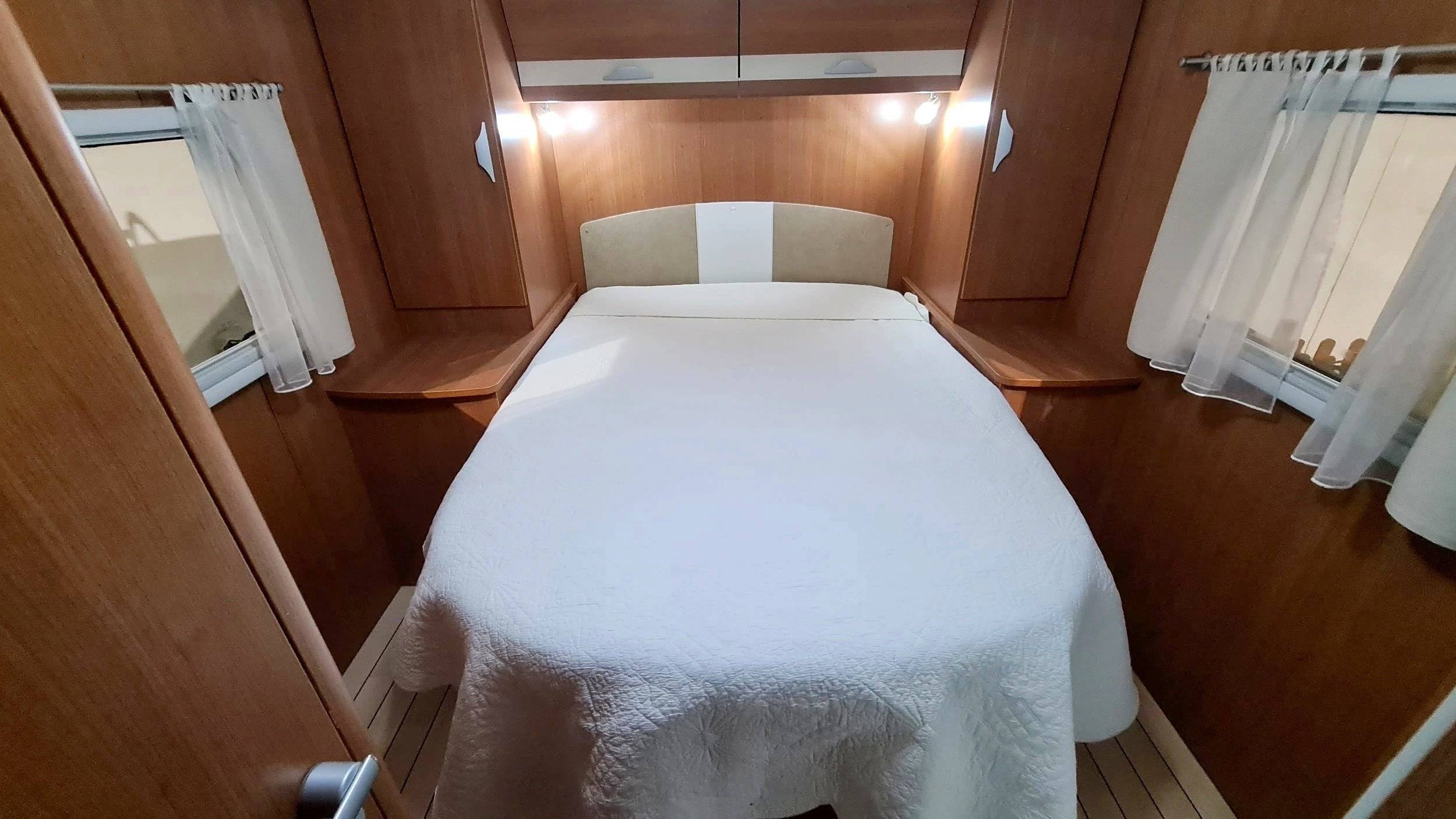 Pilote P736  aventura