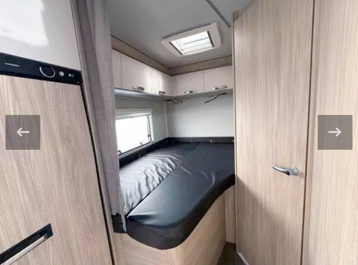 Berth Fiat Ducato 2,2 l 120 ch - Yescapa