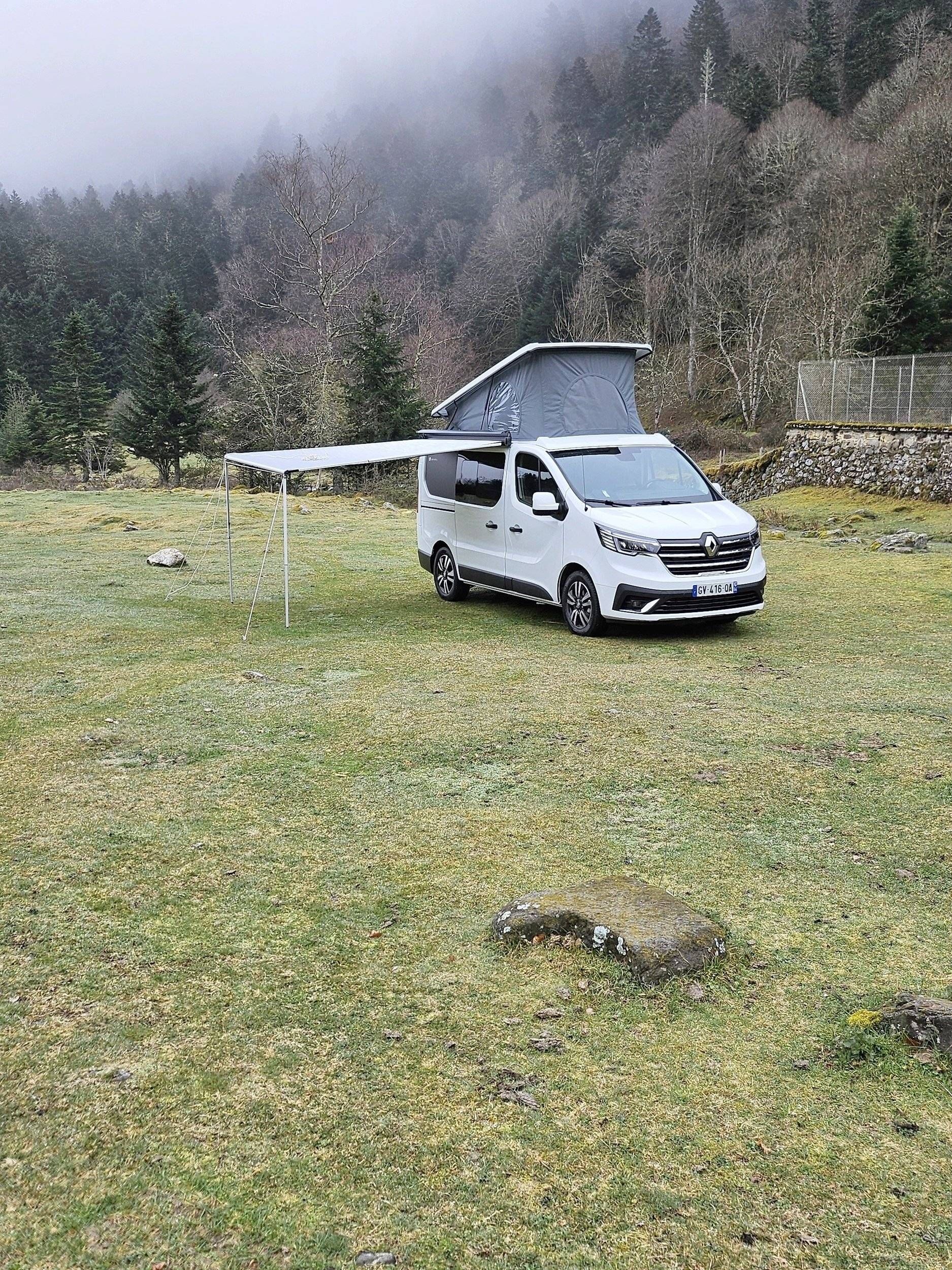 Bavaria Trafic 1,6 l 145 ch