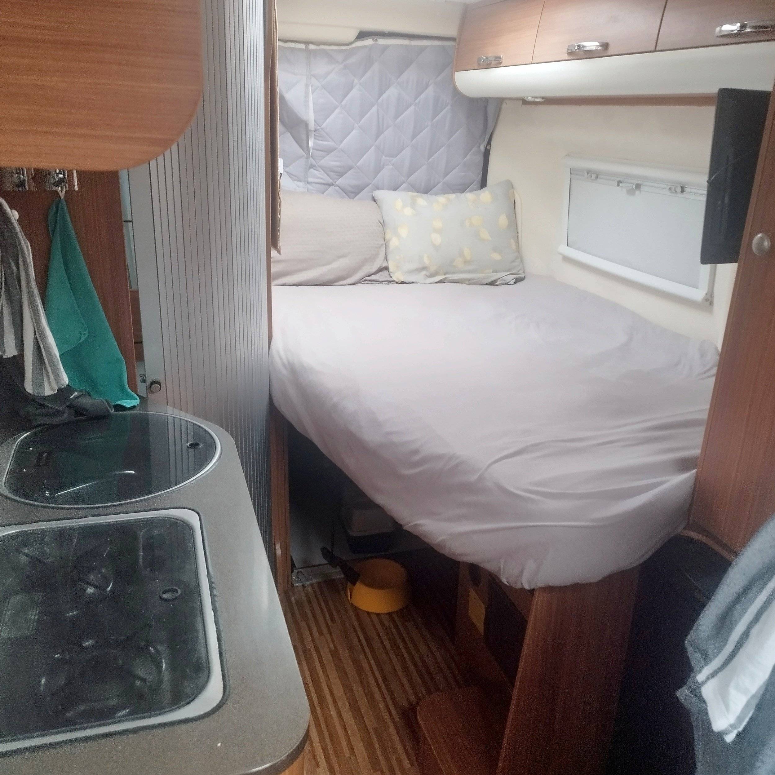 Berth Fiat 2.3 l jtd 130ch - Yescapa