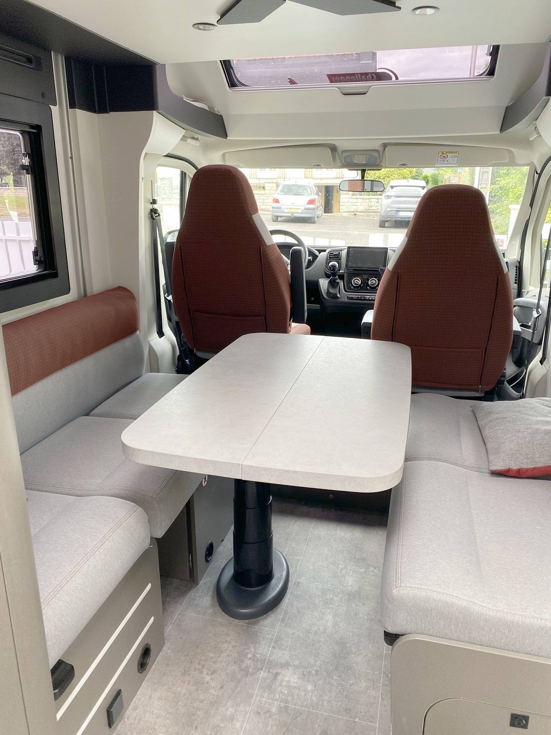 Challenger Challenger X250 Open Edition