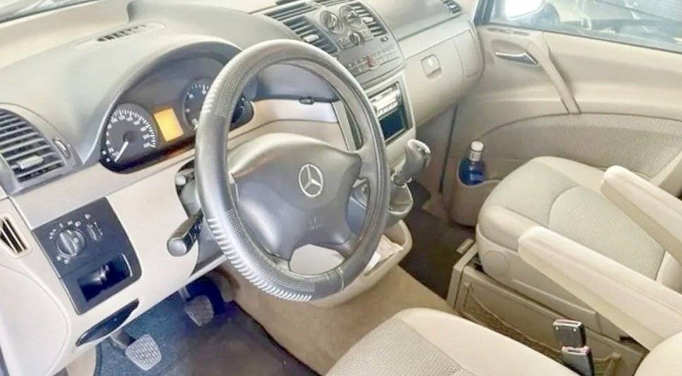 Poste de conduite Mercedes Mercedes viano - Yescapa