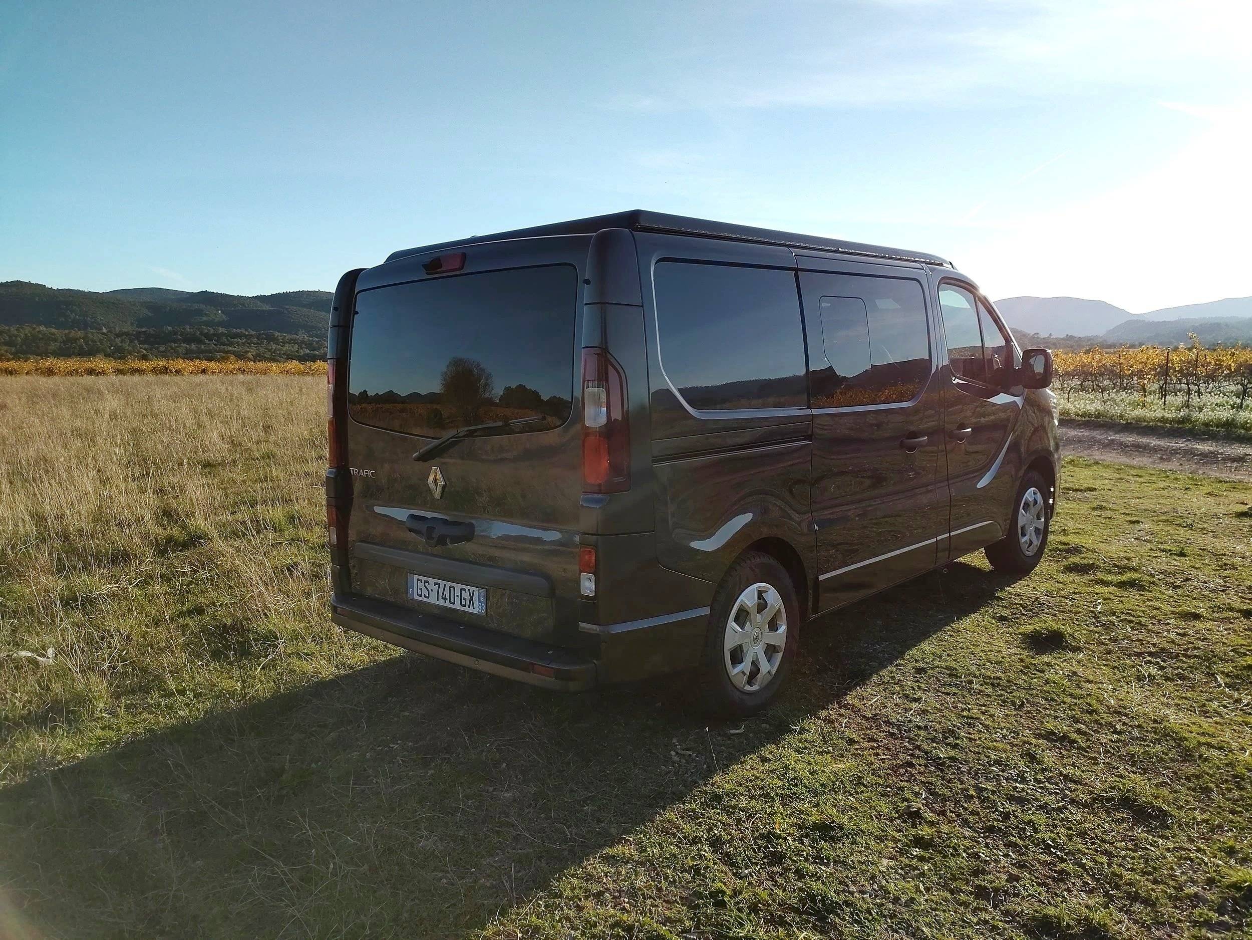 Renault RENAULT TRAFIC III EDC DCI 150 L1H1 2.8T