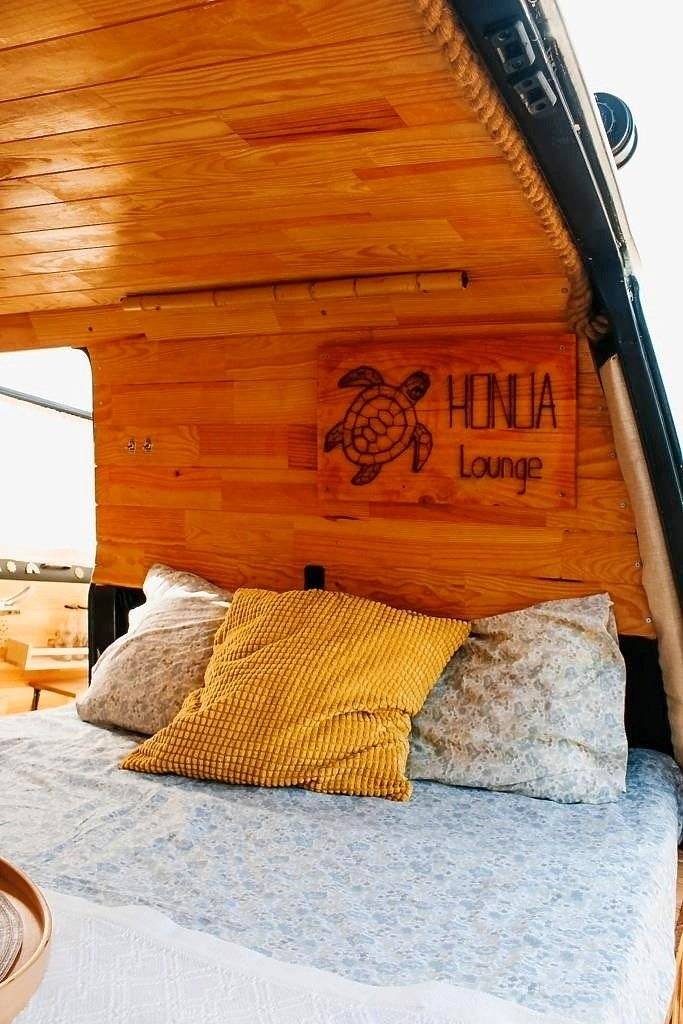 Car Caravane Ford transit