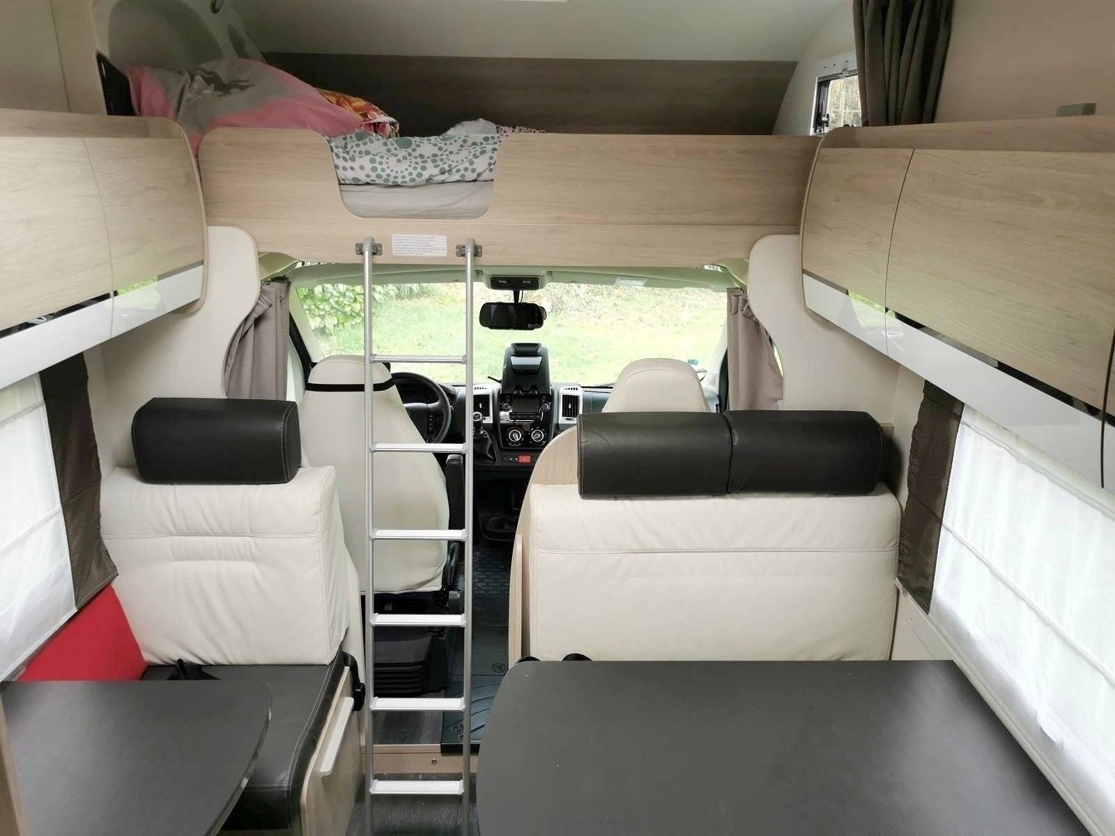 Challenger 2,3 l 130 ch