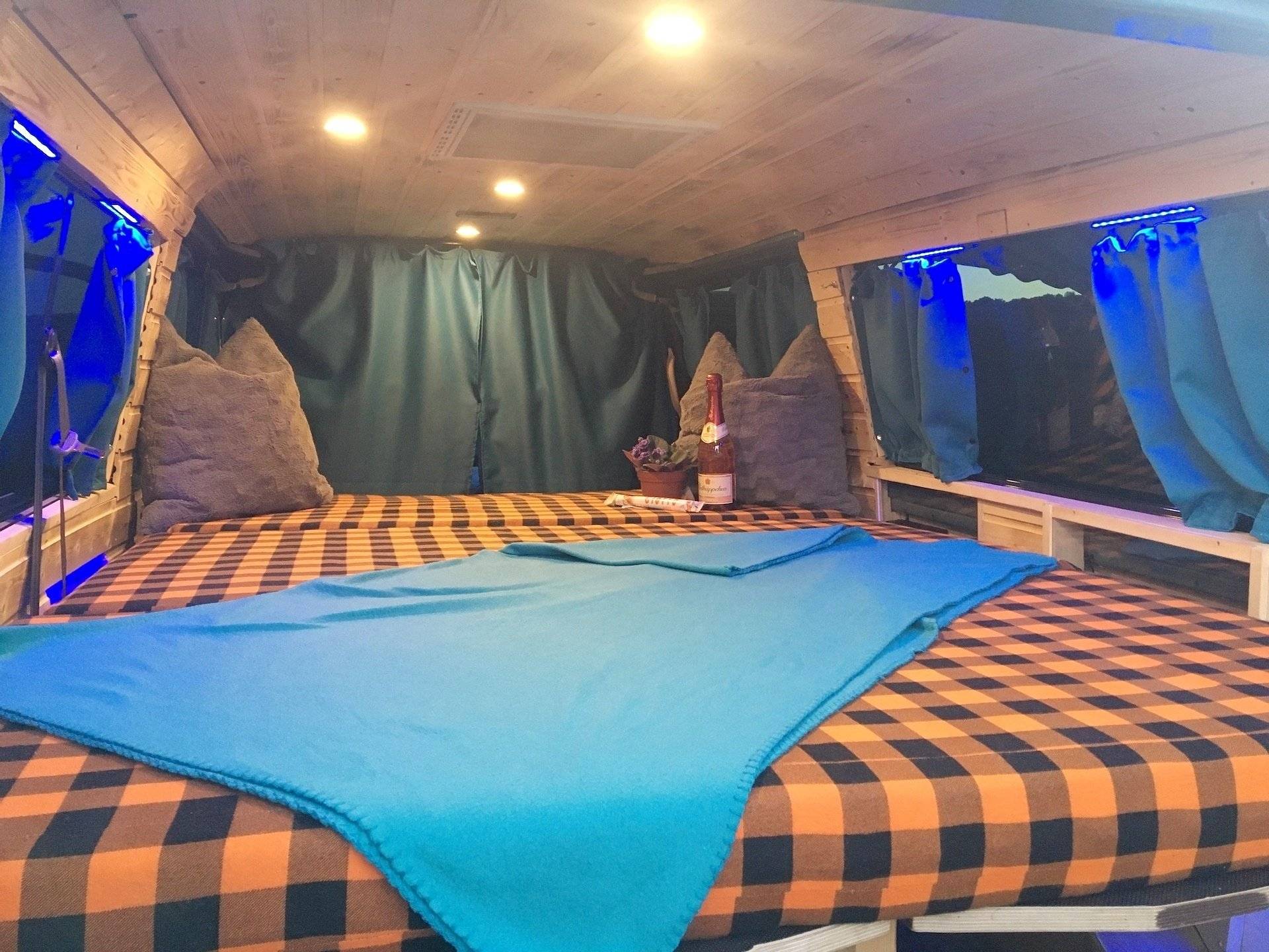 Wir stellen vor:  "Für Elise" im Gewand eines Volkswagen T4. 