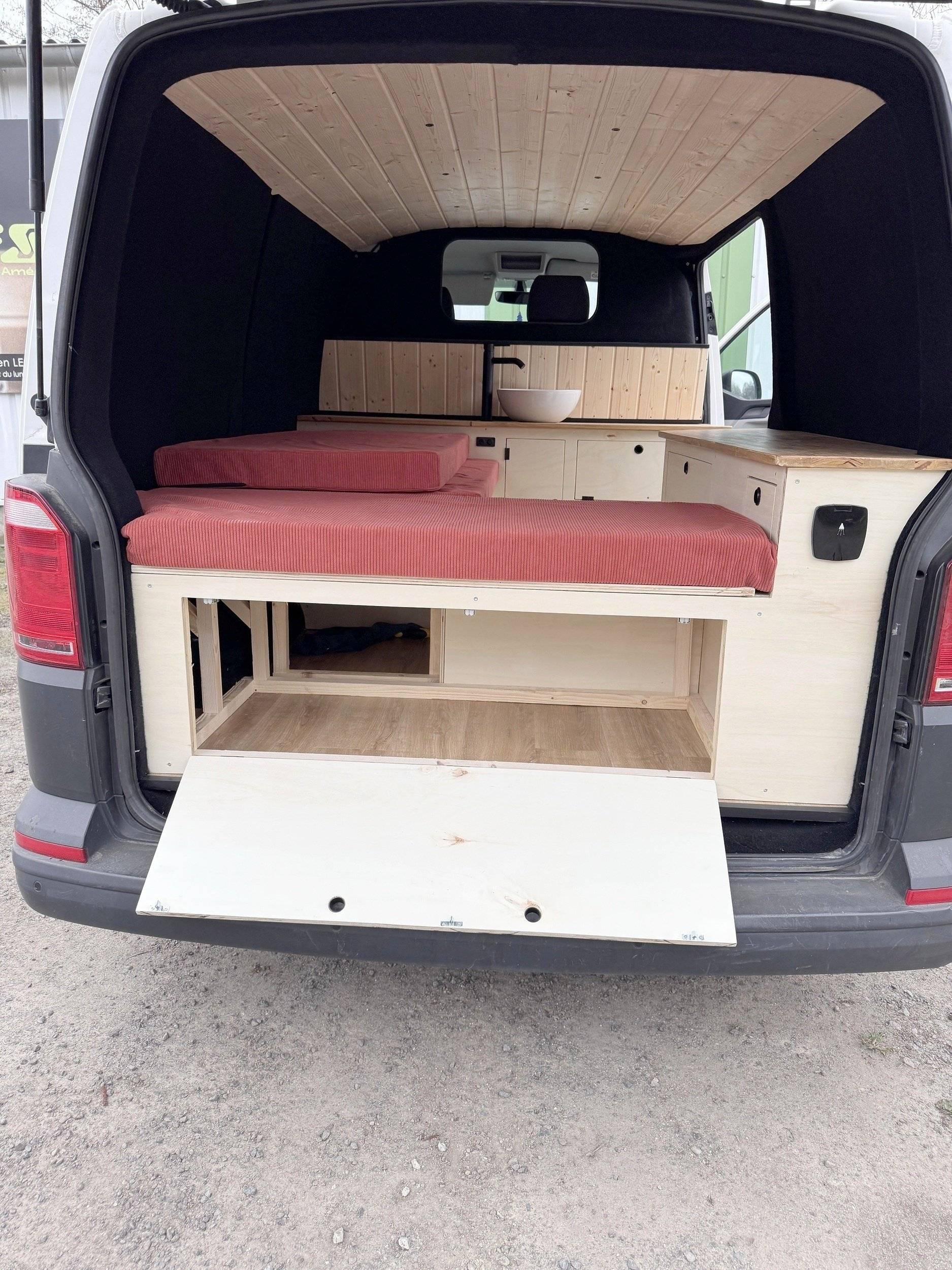 Volkswagen T6 Court 2,0 l 150 ch