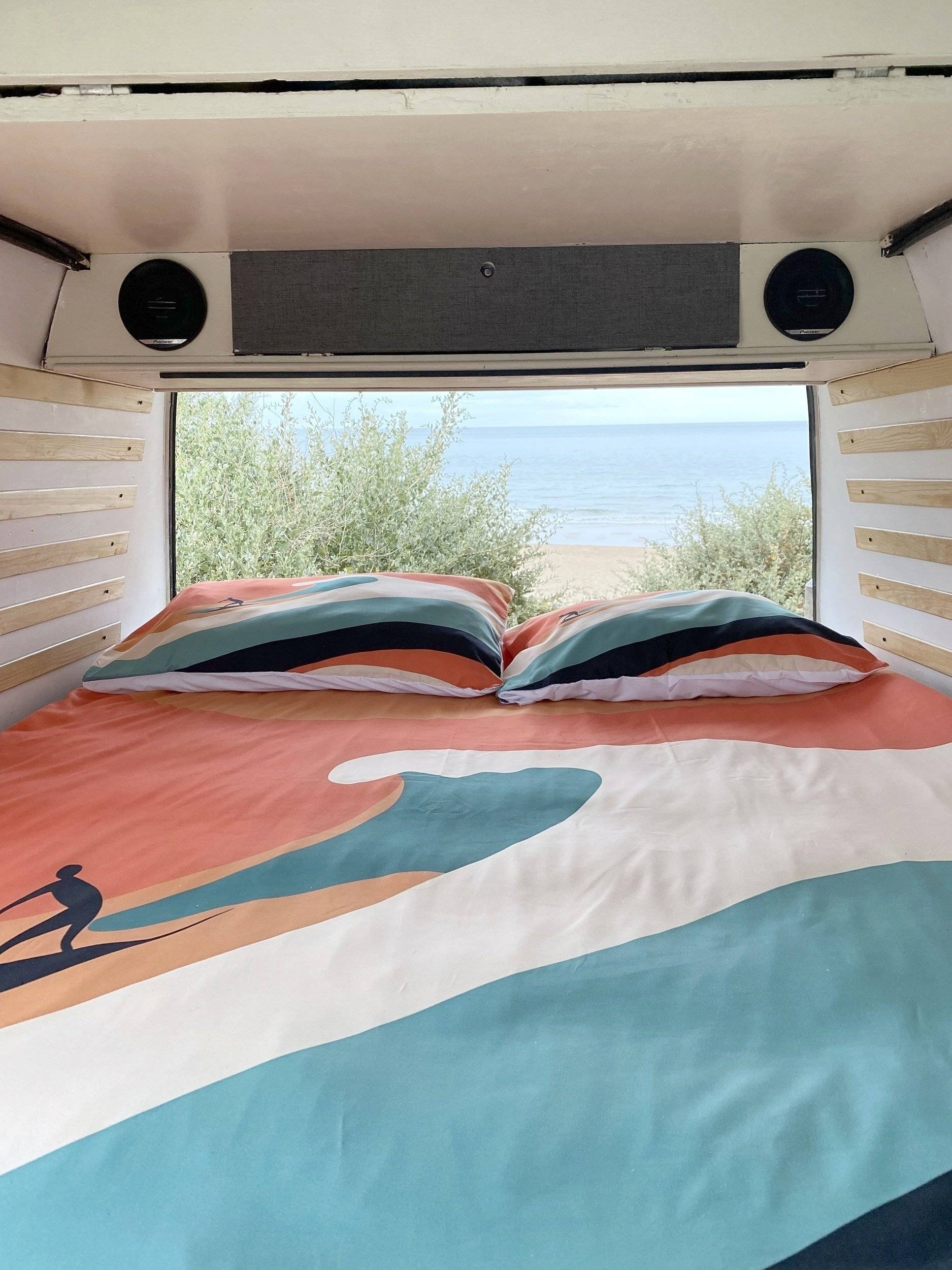 Slaapplaatsen Volkswagen T3 - Yescapa