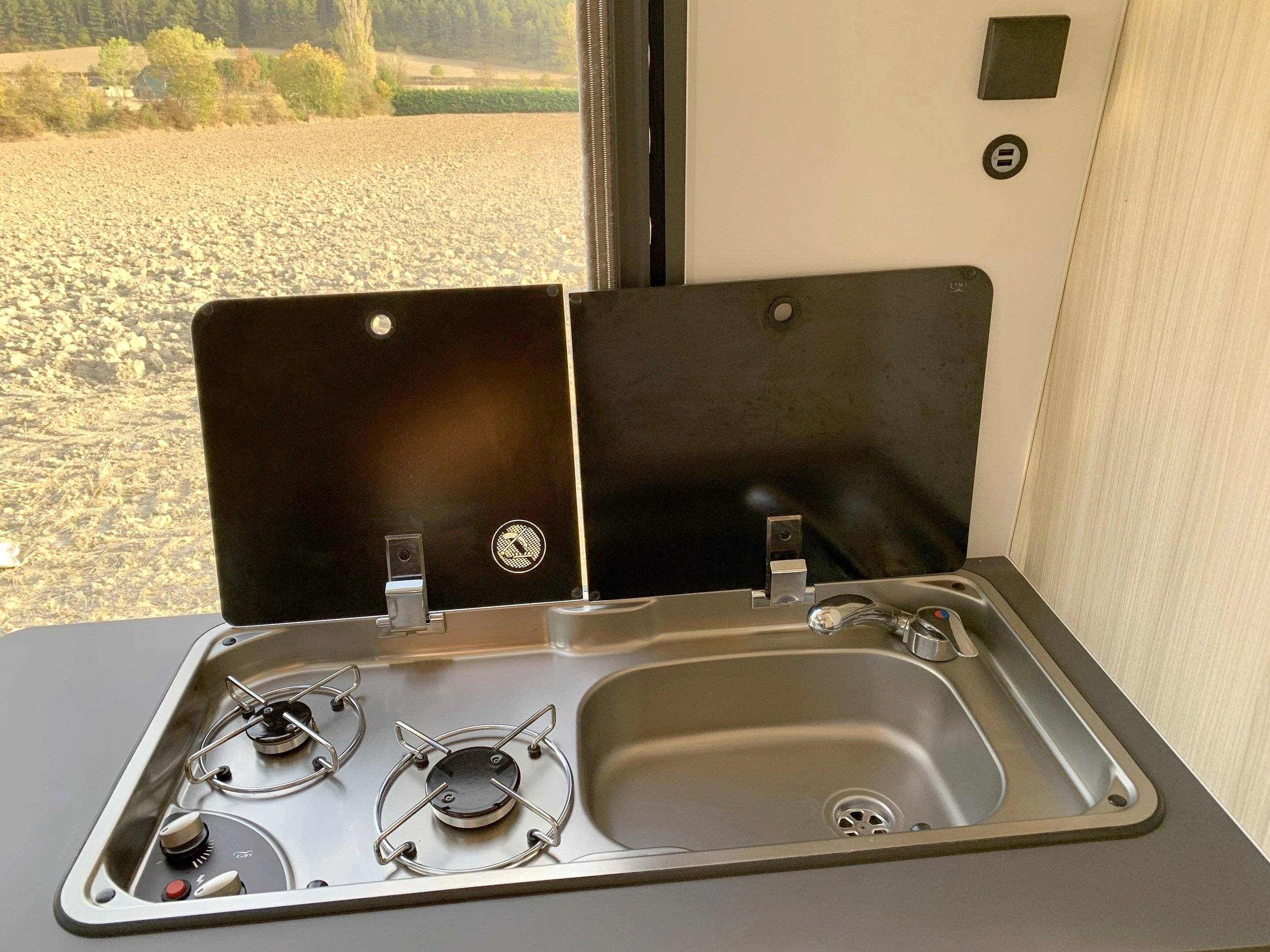 Sun Living V60 SP Family