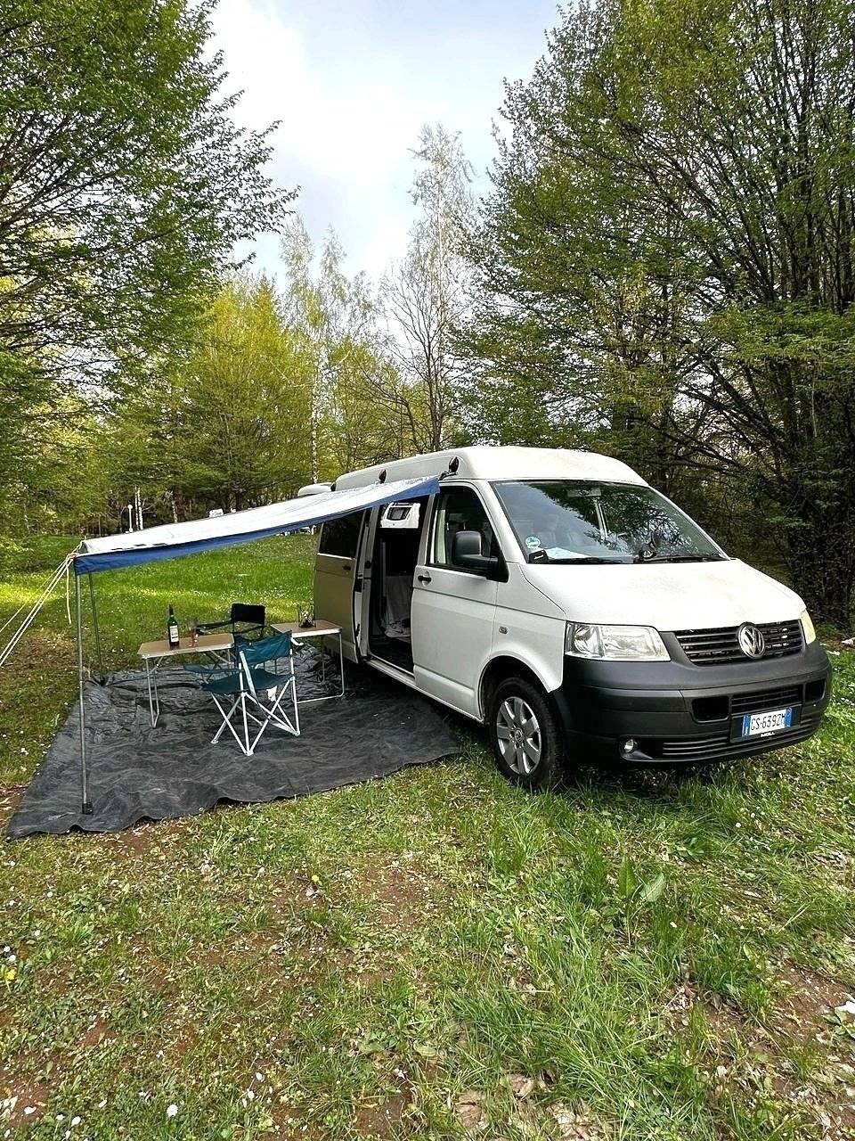 Volkswagen T5 CAMPER CAFE