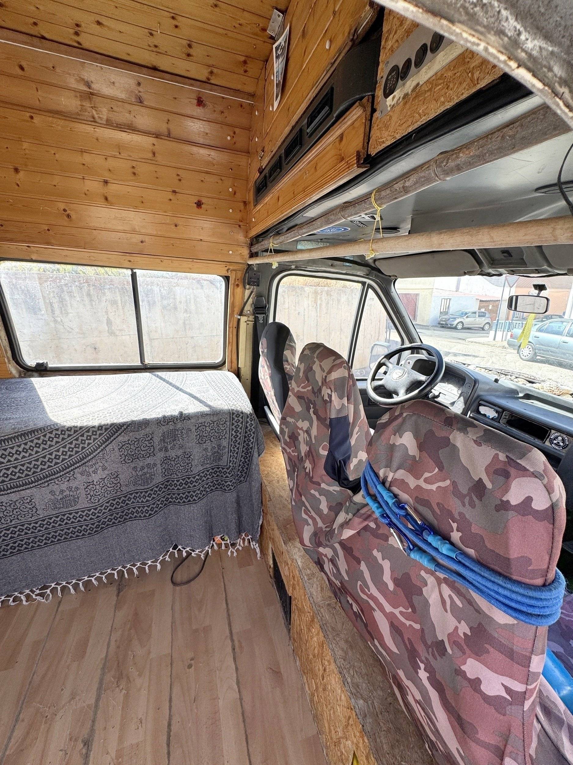 Custo Van Transit 2,0 l 115 ch