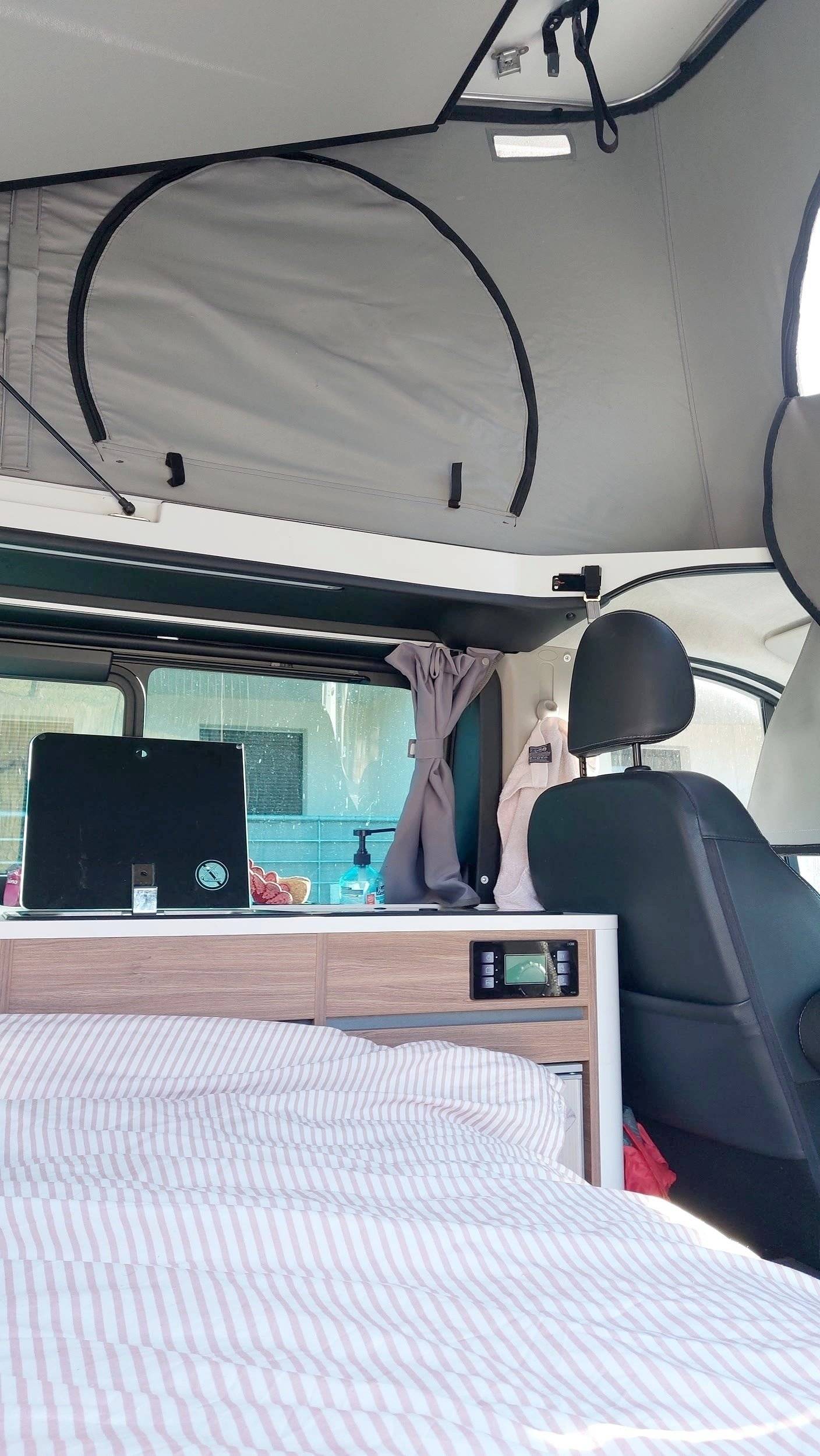 Berth Renault Trafic 2,5 l 150 ch - Yescapa