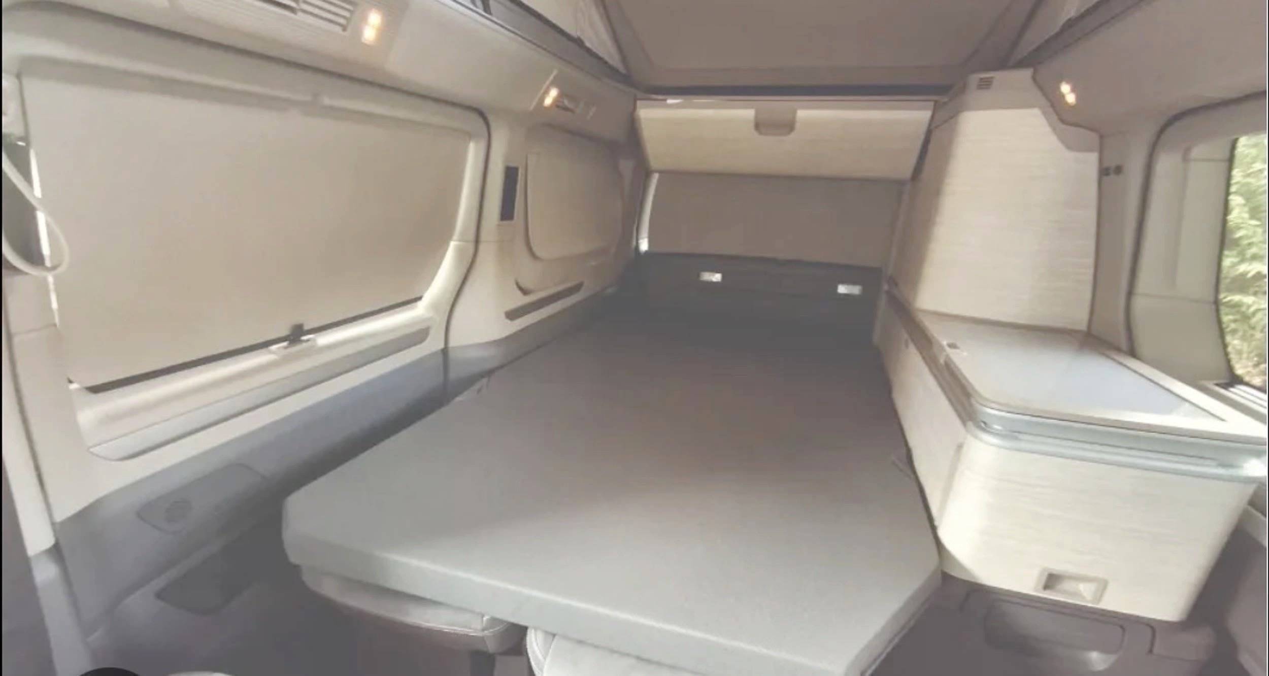 Volkswagen California Ocean T7