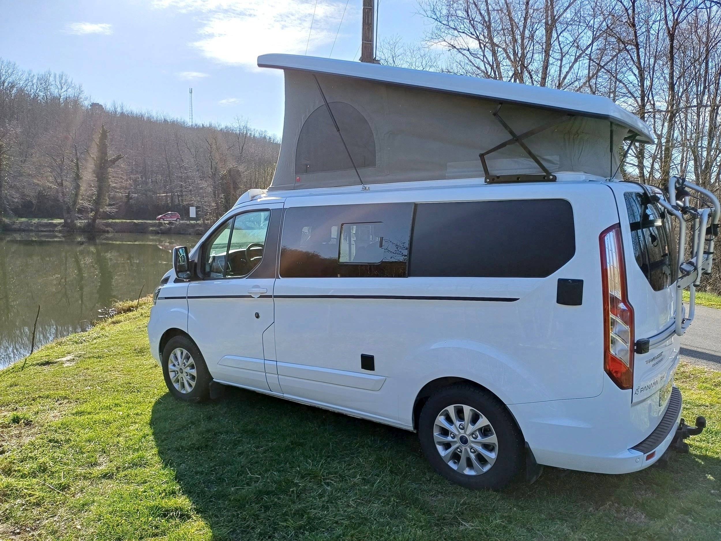 Ford Custom 2,0 l 130 ch