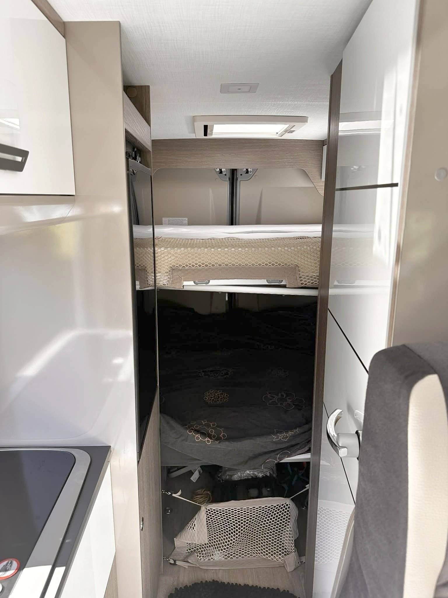 Chausson V594 MAX ROADLINE VIP
